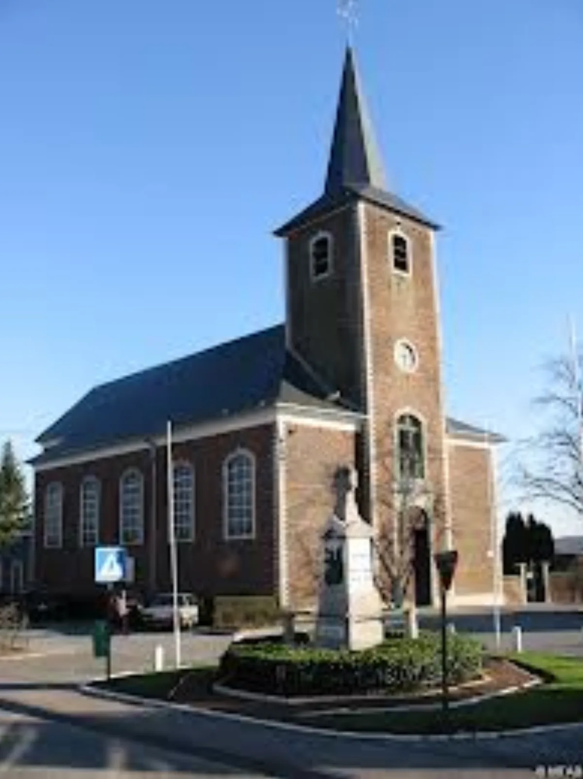 Saints Pierre et Marcellin, Wavre - Bierges