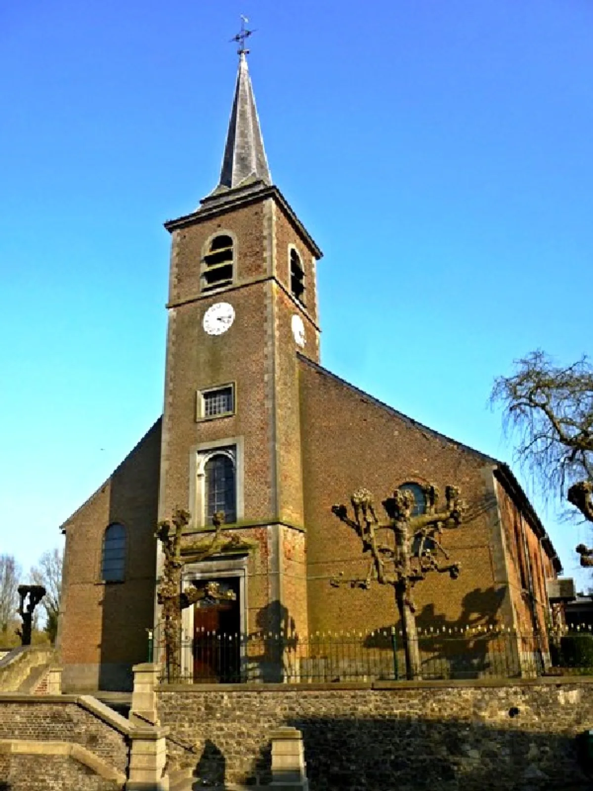 Sainte-Vierge, Brugelette