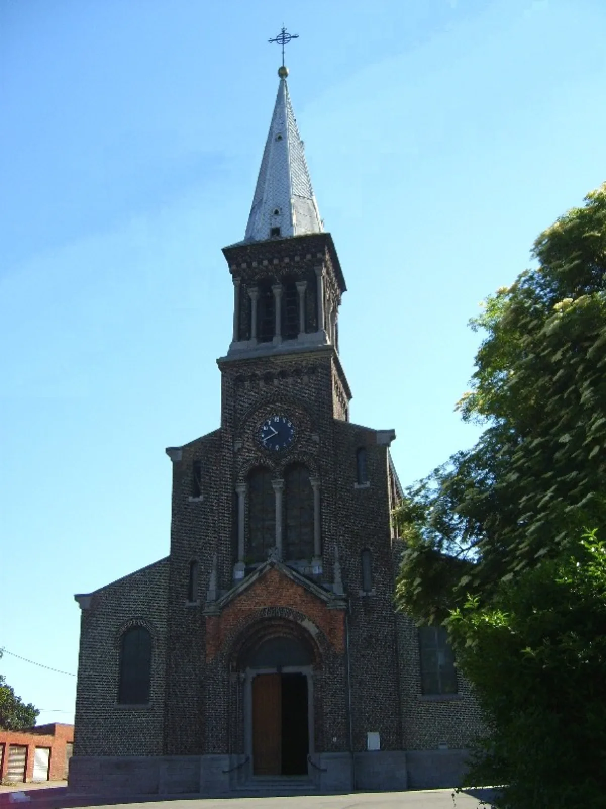 Sacré-Cœur, Gilly