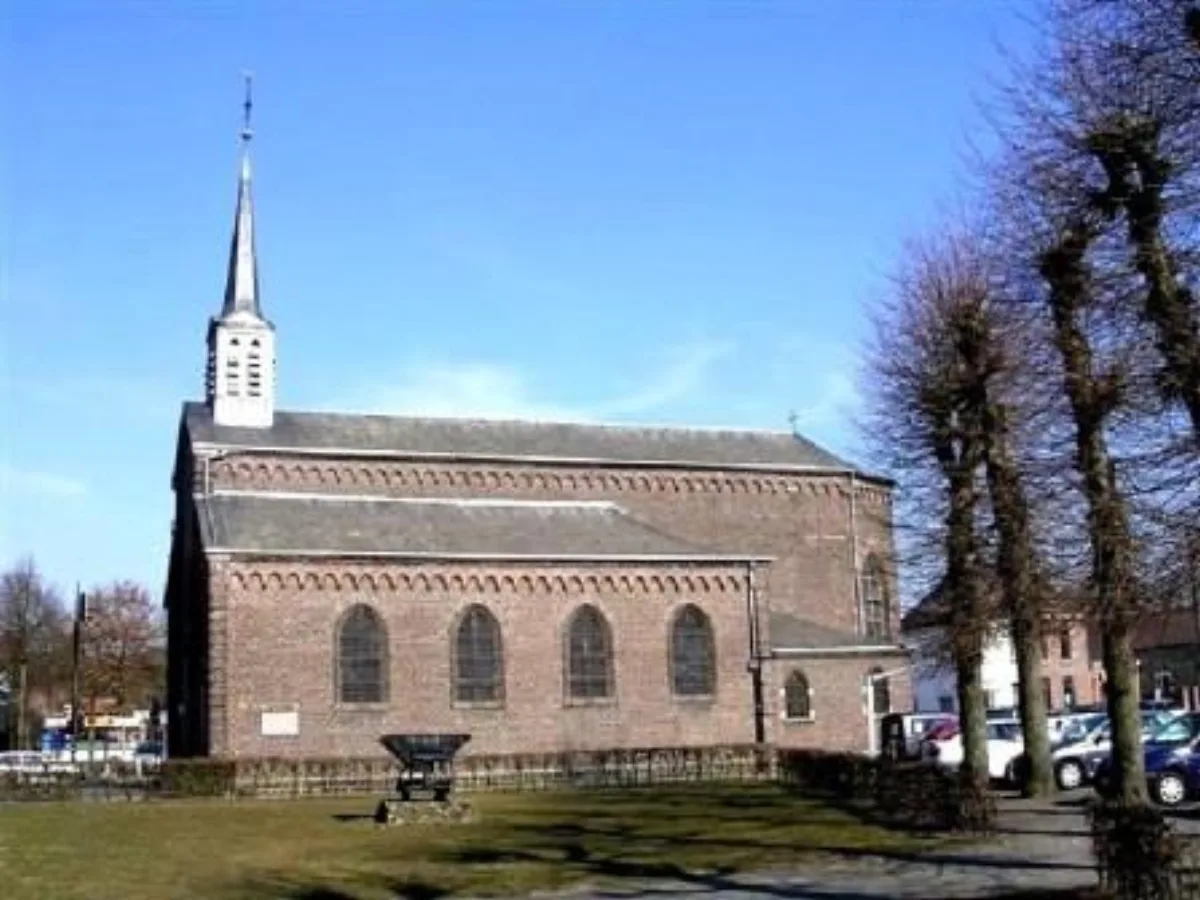 Saint Martin, Maisières