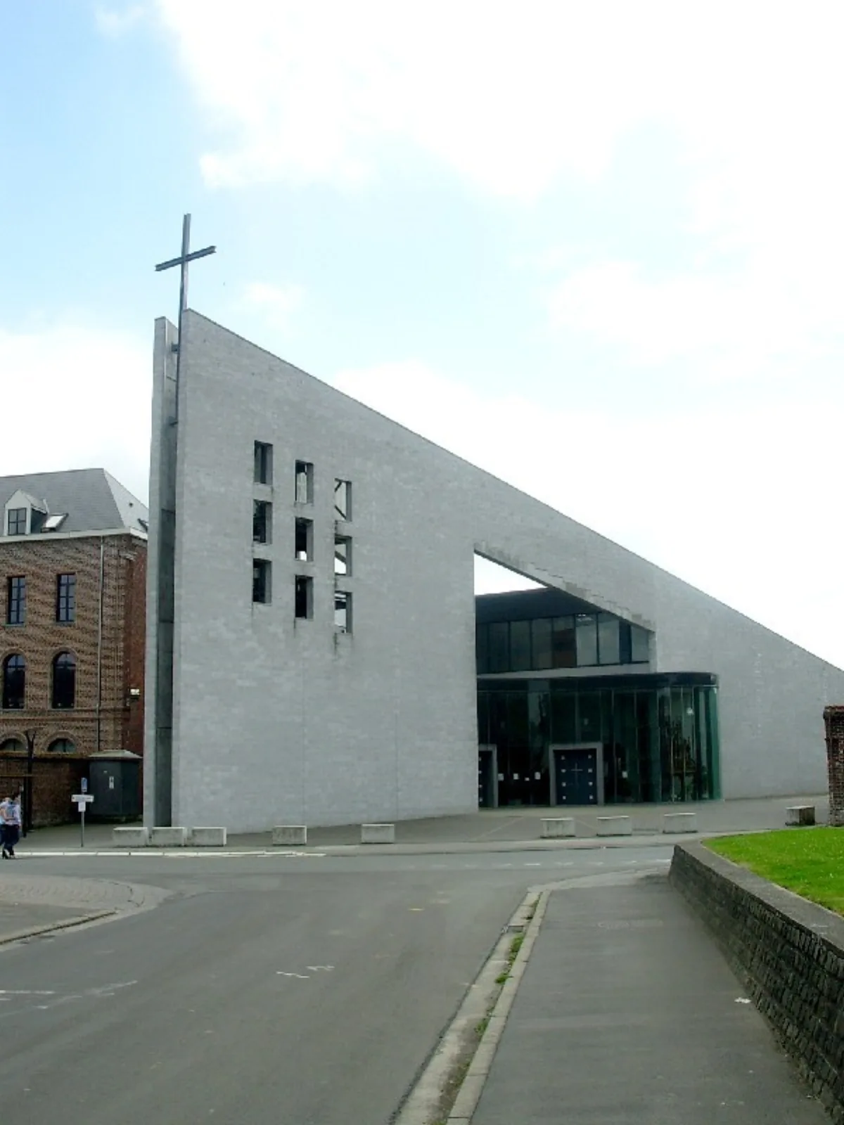 Saint-Etienne, Templeuve