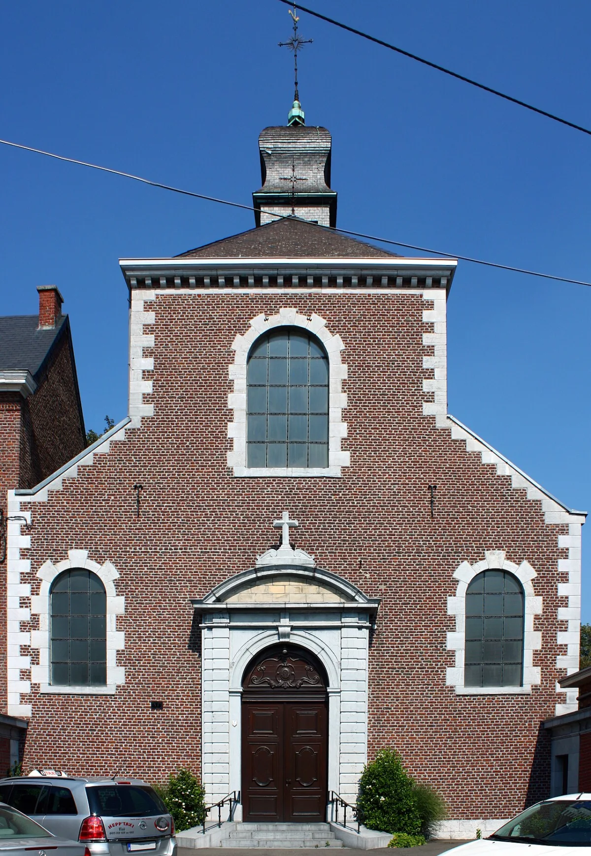 Église Notre Dame du Mont Carmel, Devant Le Pont (Visé)