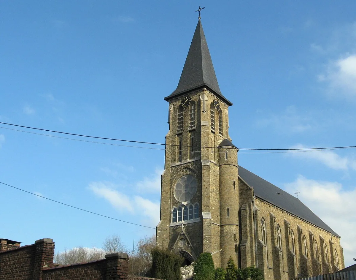Notre Dame de Lourdes, Wegnez