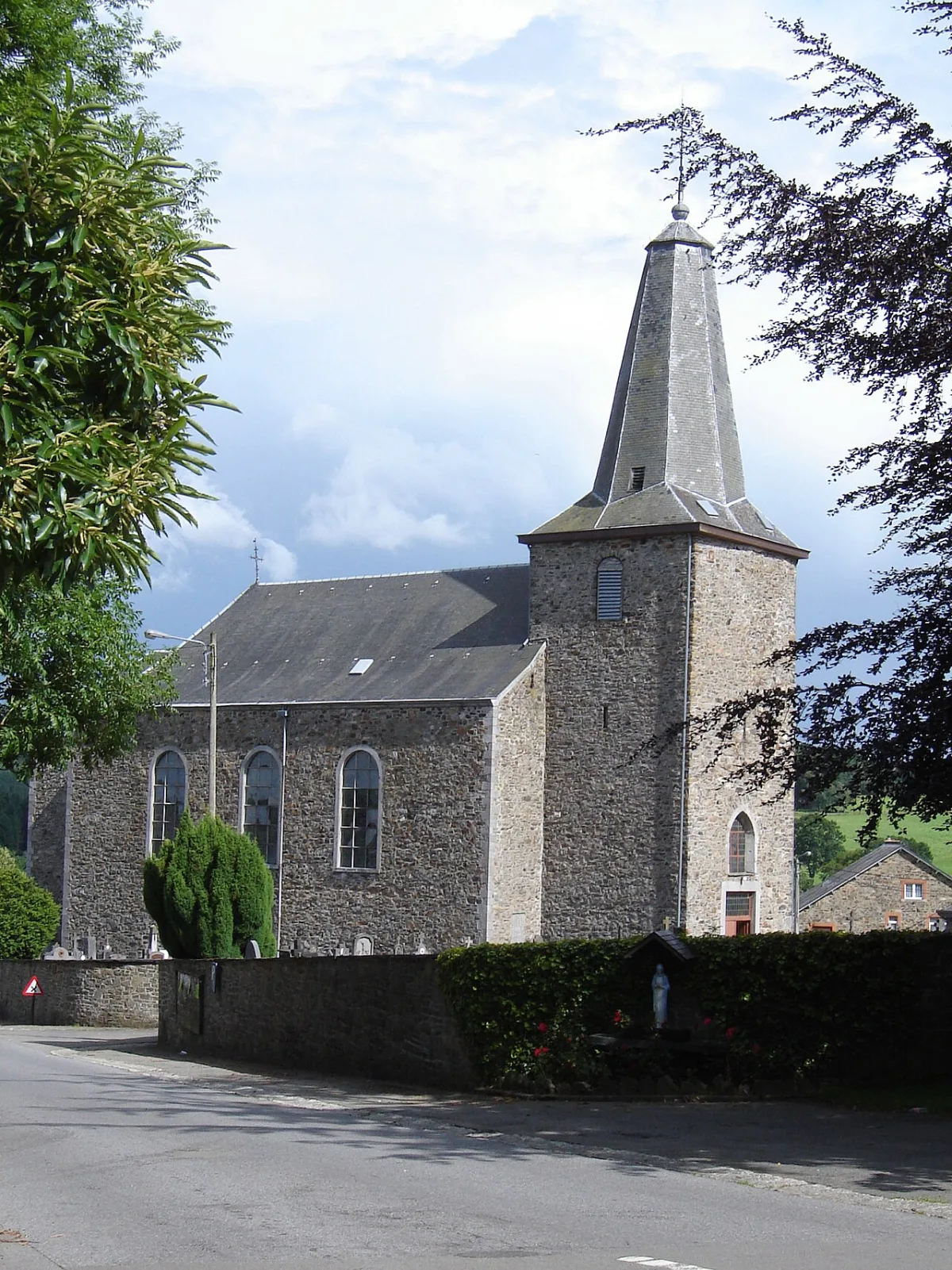 Sainte-Marie-Madeleine, Trois-Ponts
