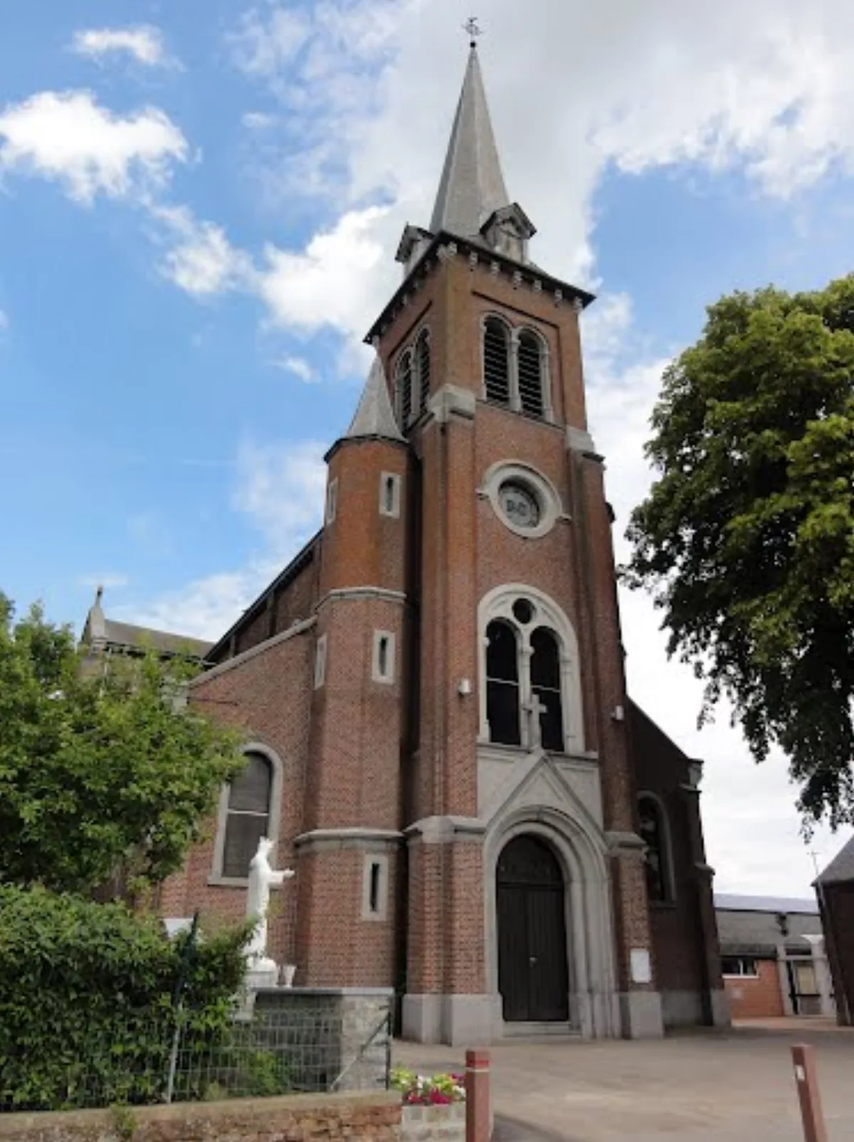 Saint-Lambert, Émines