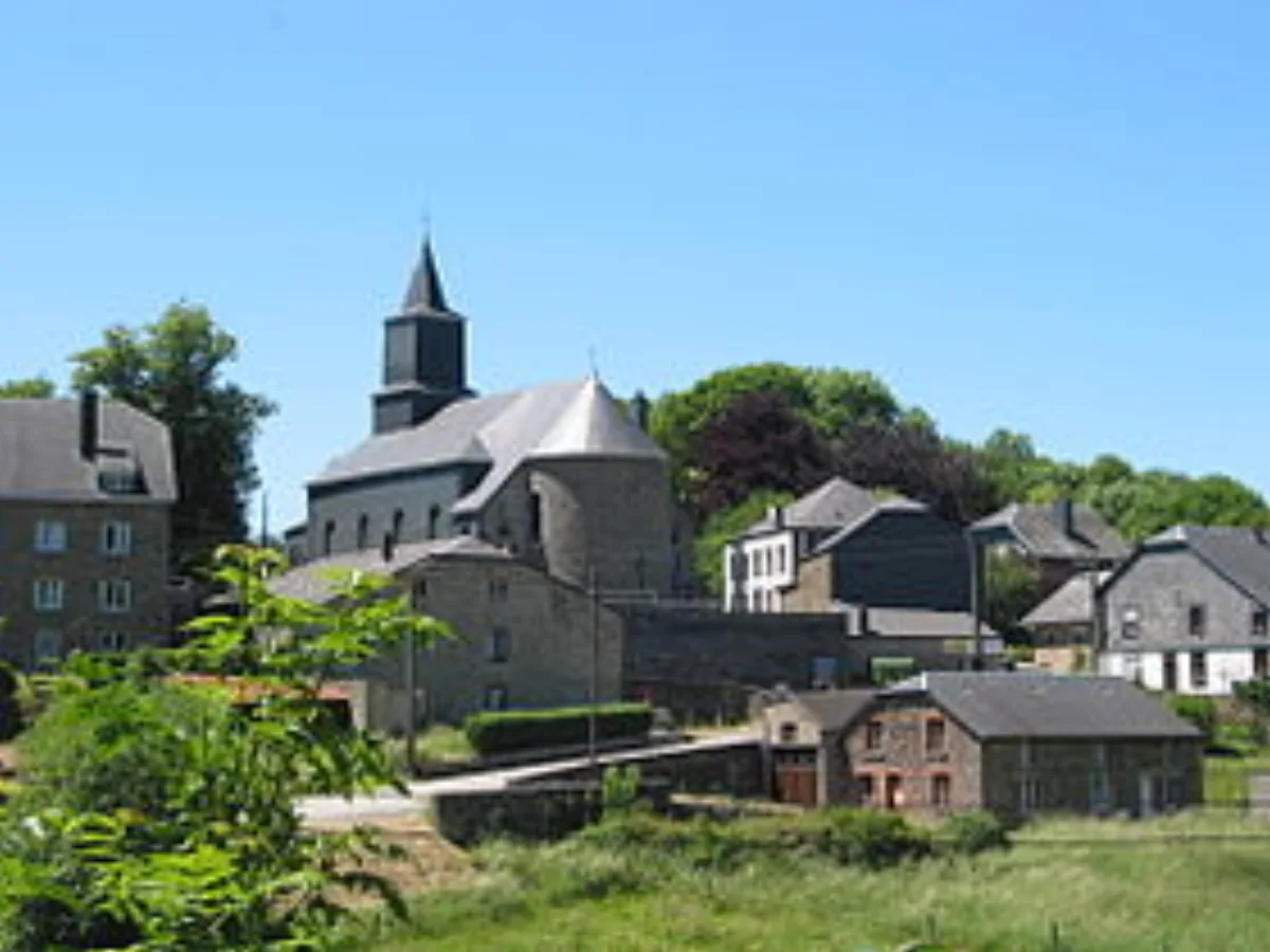 Saint-Pierre, Louette-Saint-Pierre
