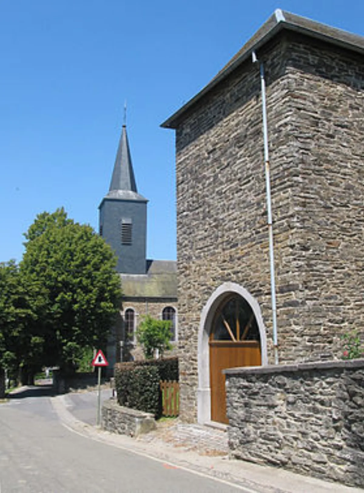 Saint-Pierre, Daverdisse