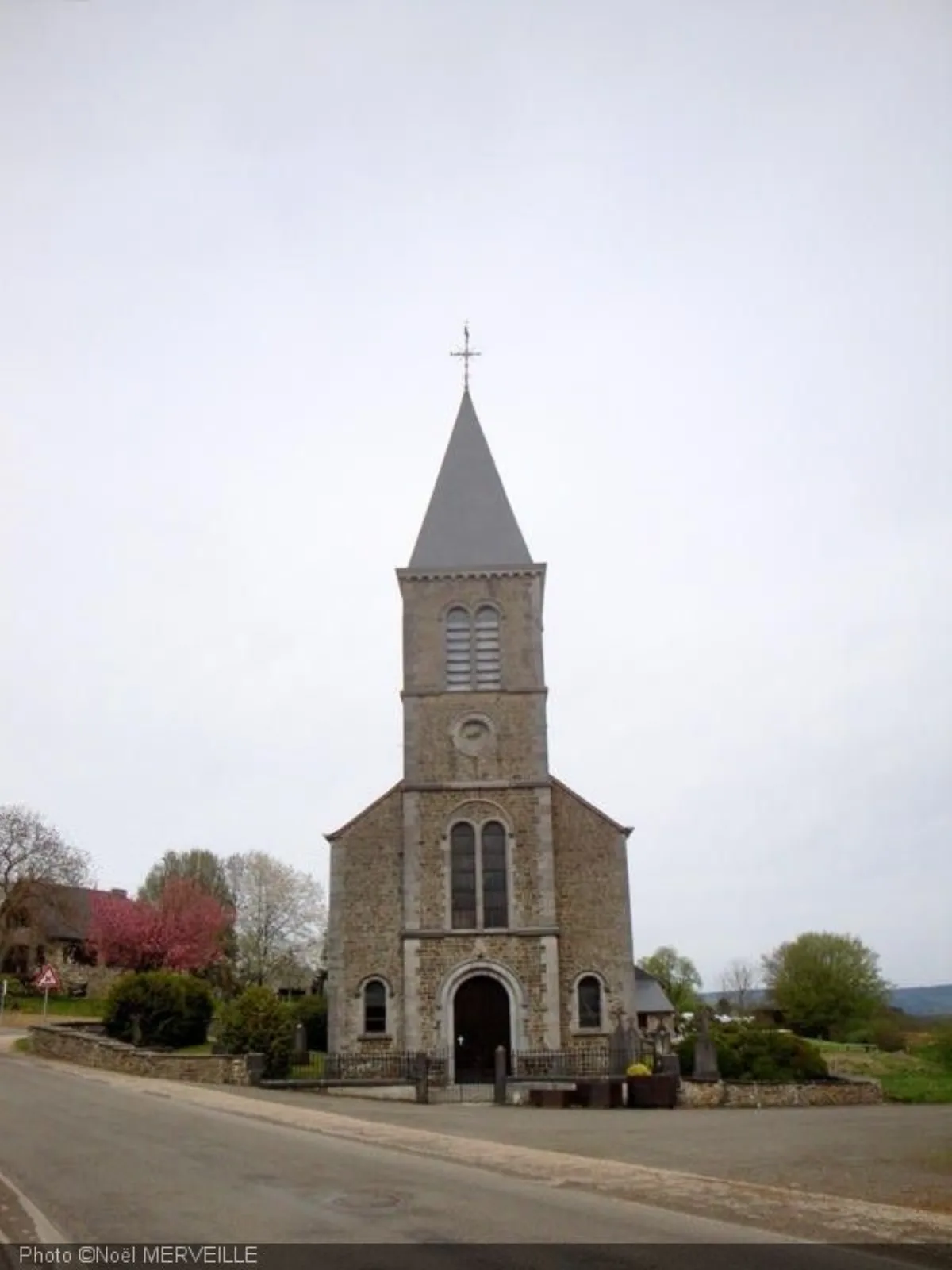 Saint-Pierre, Halleux