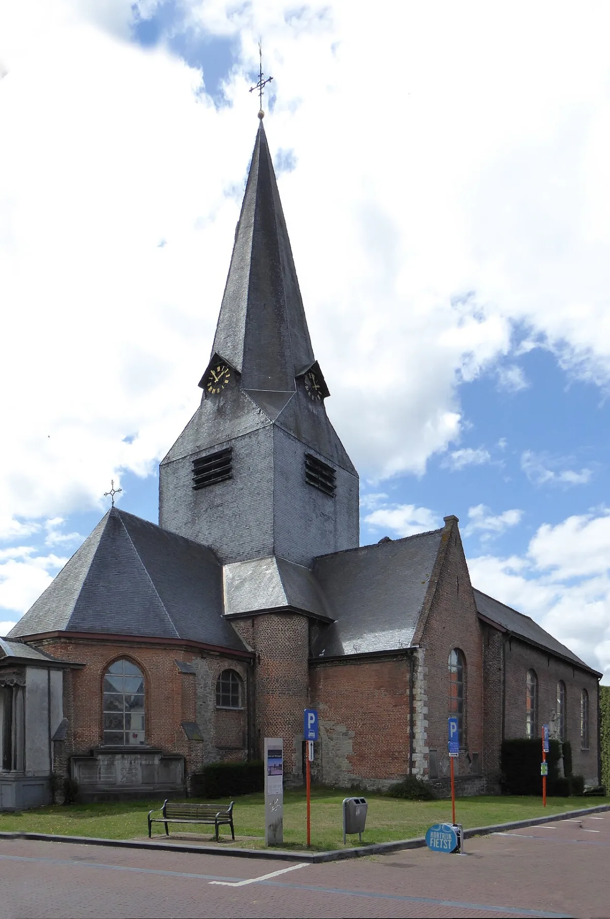 Sint-Amanduskerk, Kortrijk