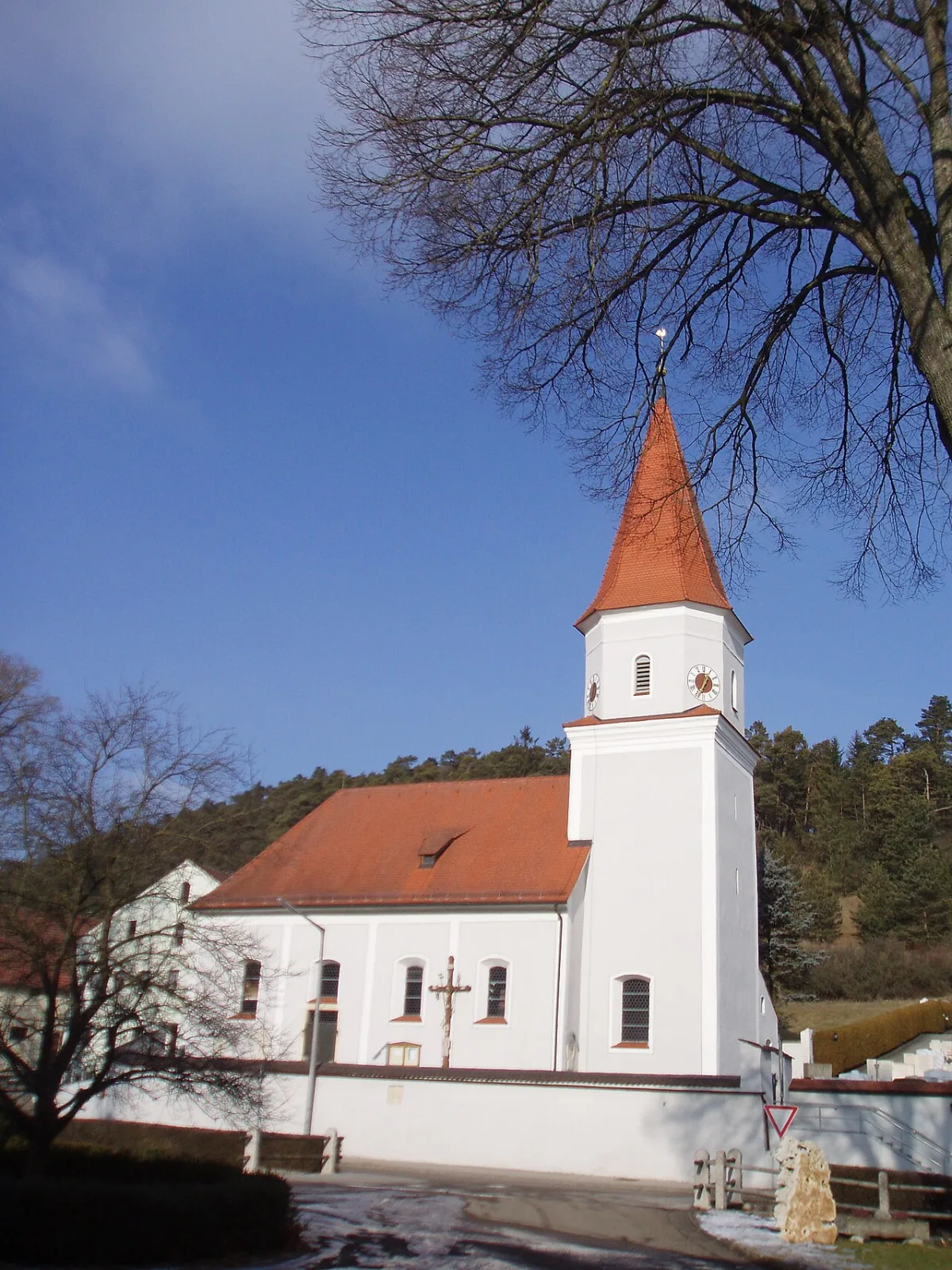 St. Walburga, Titting