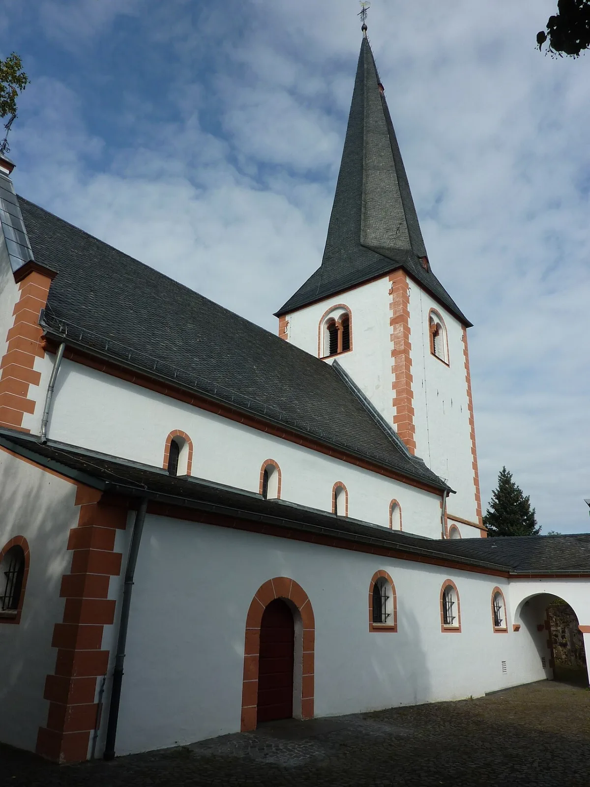 St. Laurentius-Kirche, Bonn