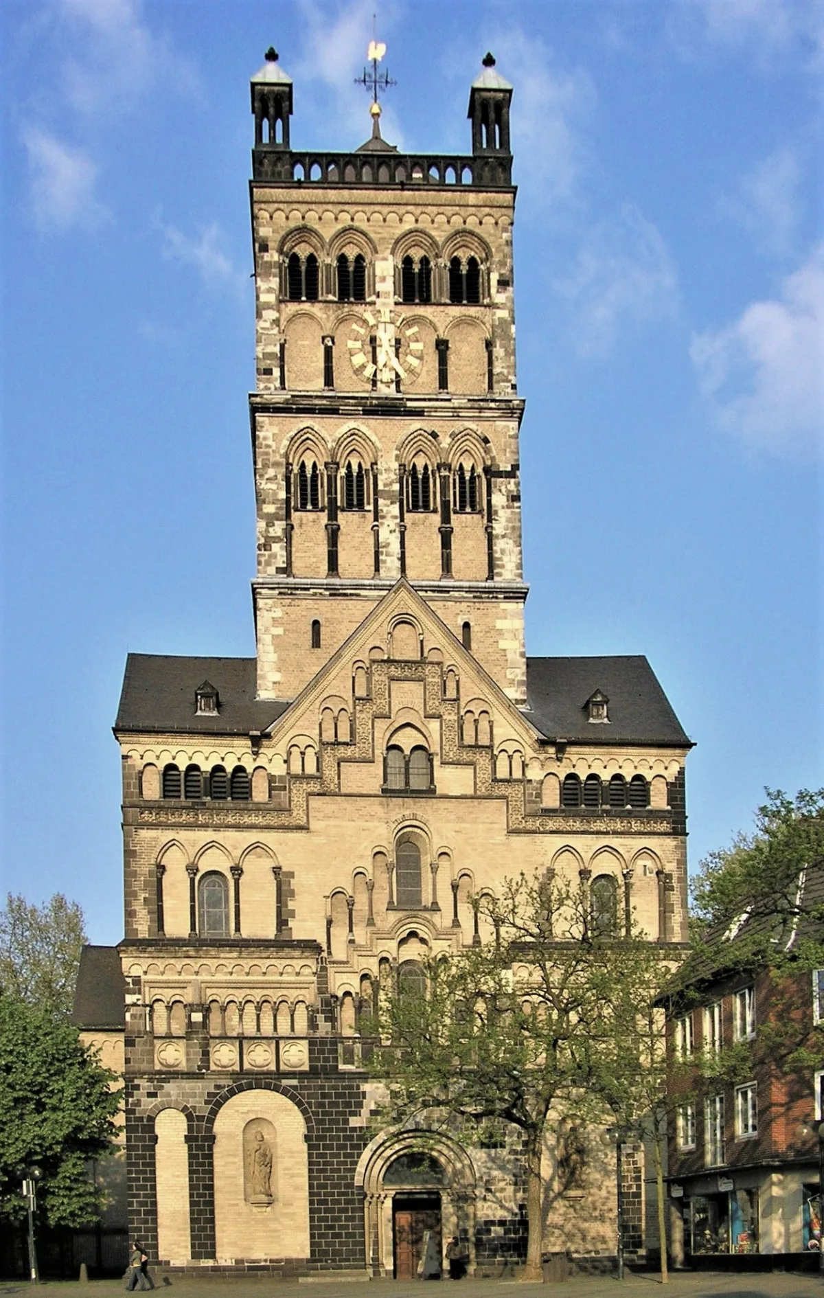 Quirinus-Münster, Neuss