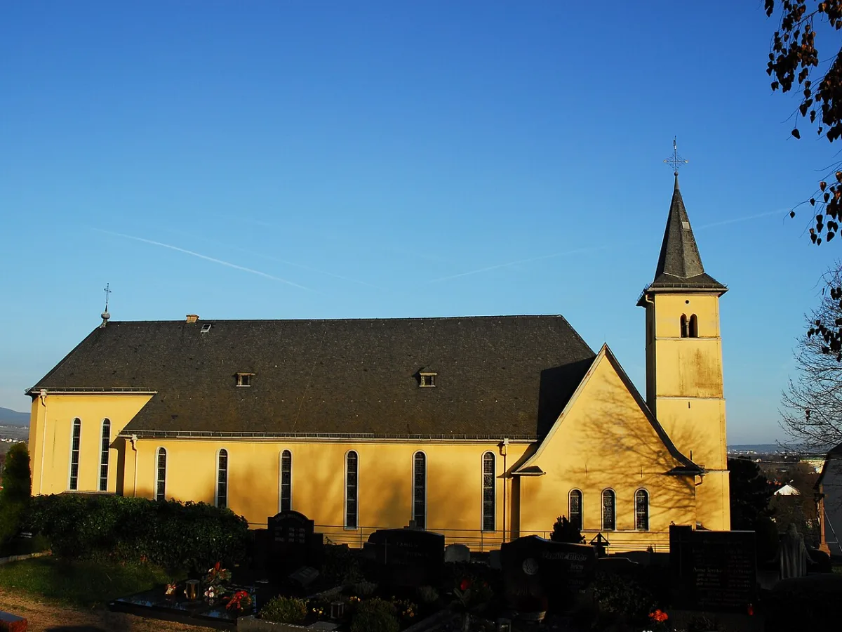 Katholische Pfarrkirche Hl. Dreikönige, Bingen am Rhein
