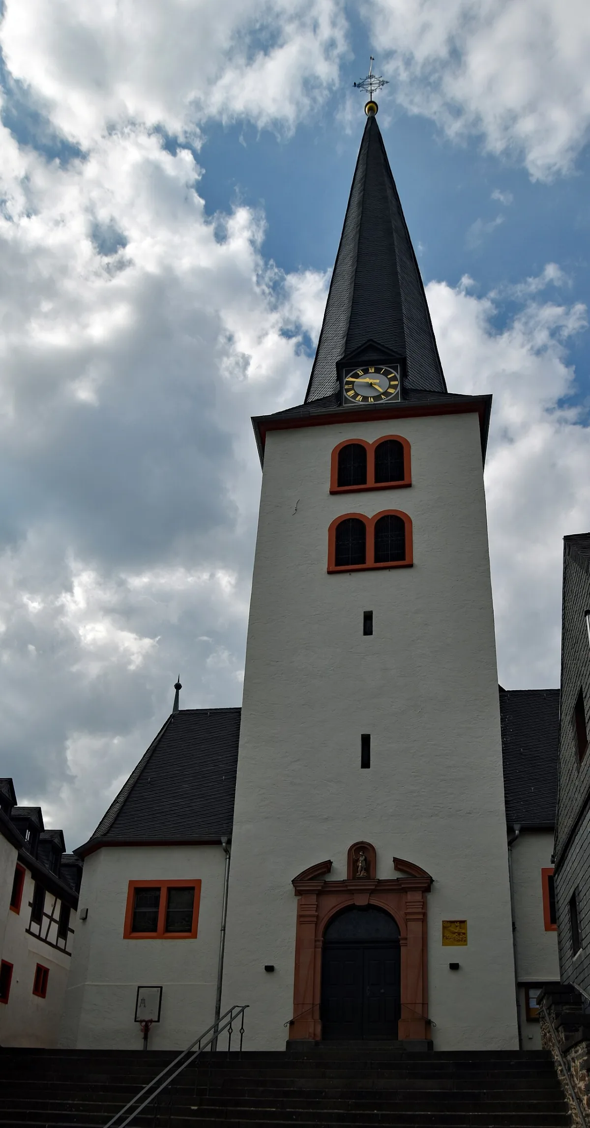 St. Briktius, Bernkastel-Kues