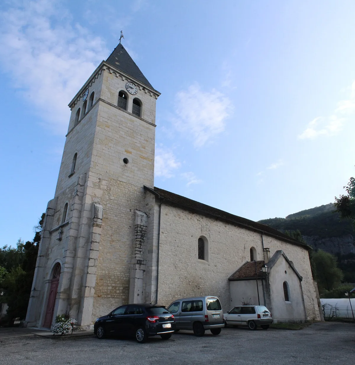 Saint Benoit, Saint Benoit