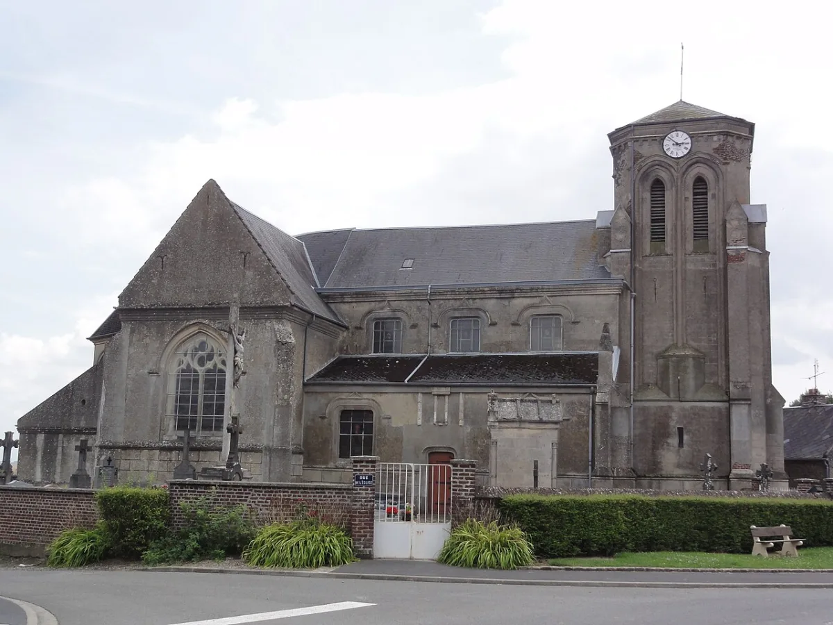 Église Nativité de la Sainte-Vierge, Fontaine Notre Dame