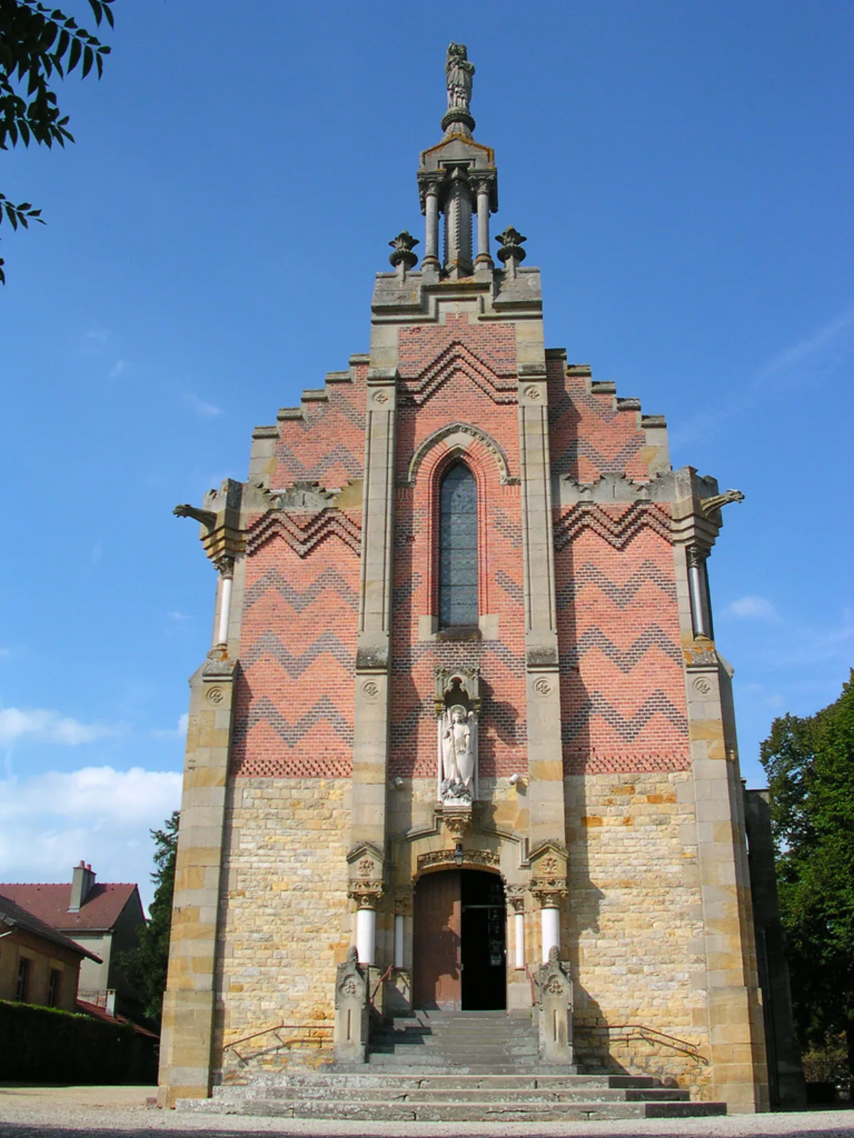 AVERMES (Notre Dame de la Salette, AVERMES), Avermes