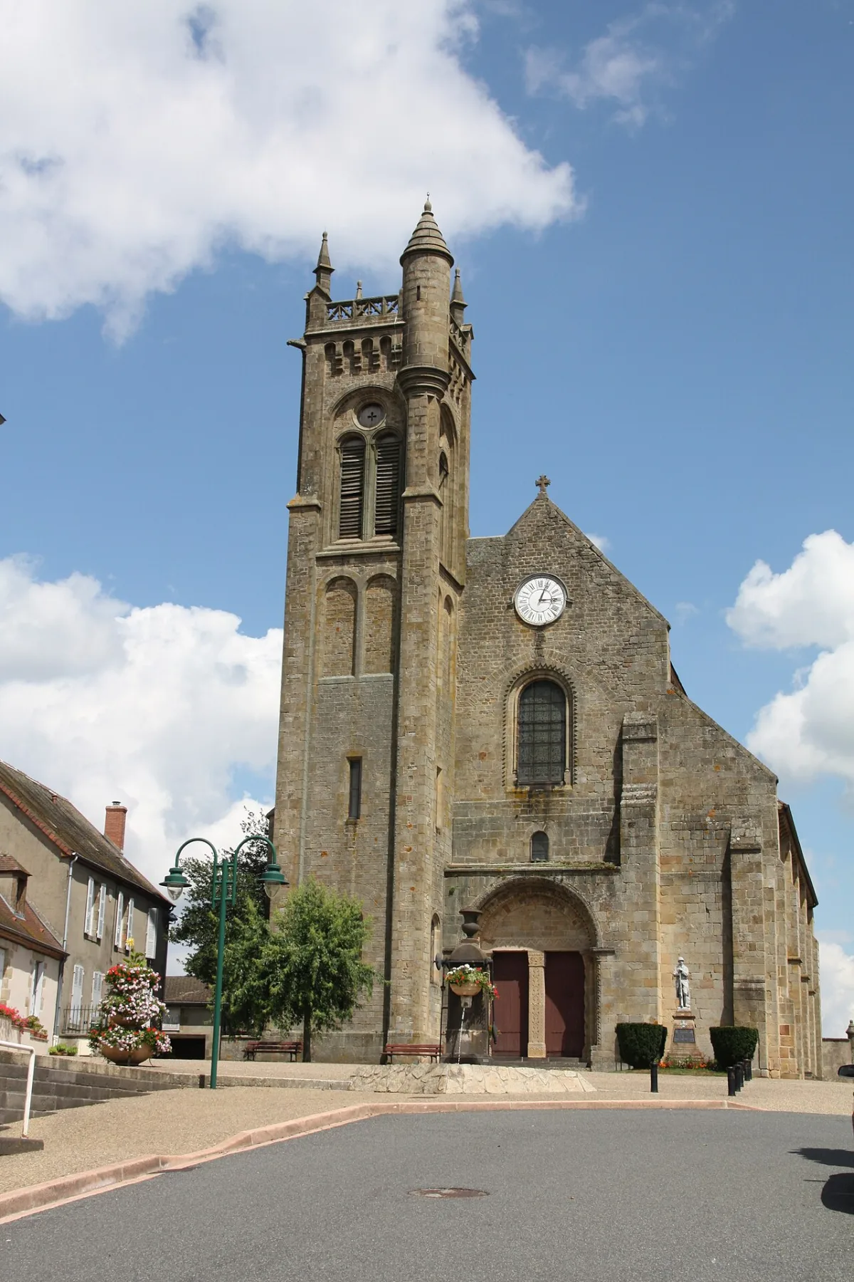 Saints Gervais et Protais, Le Montet