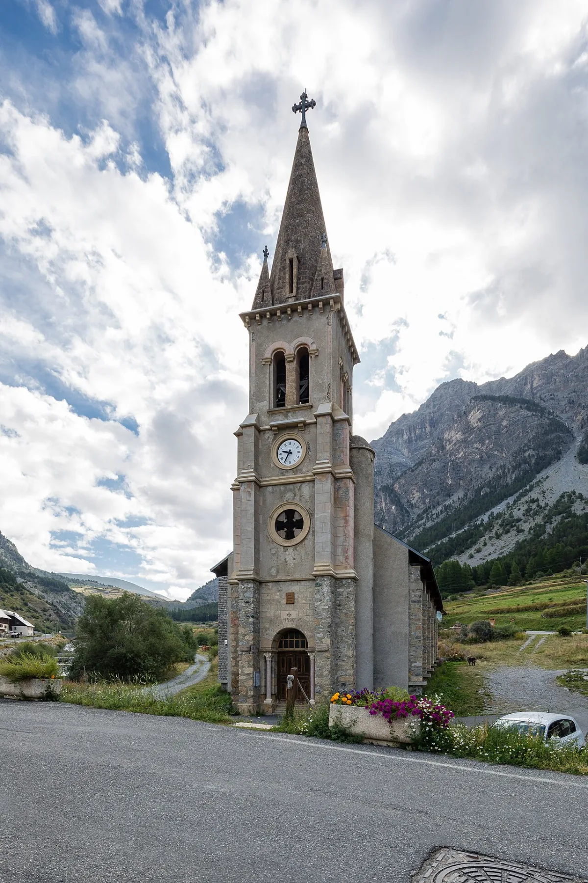 Église Saint François d'Assise, Cervières