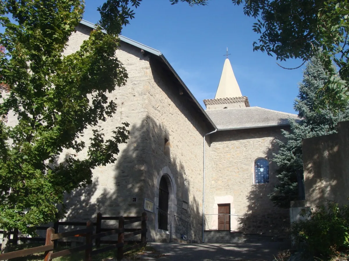 Église Saint Pelade, Montgardin