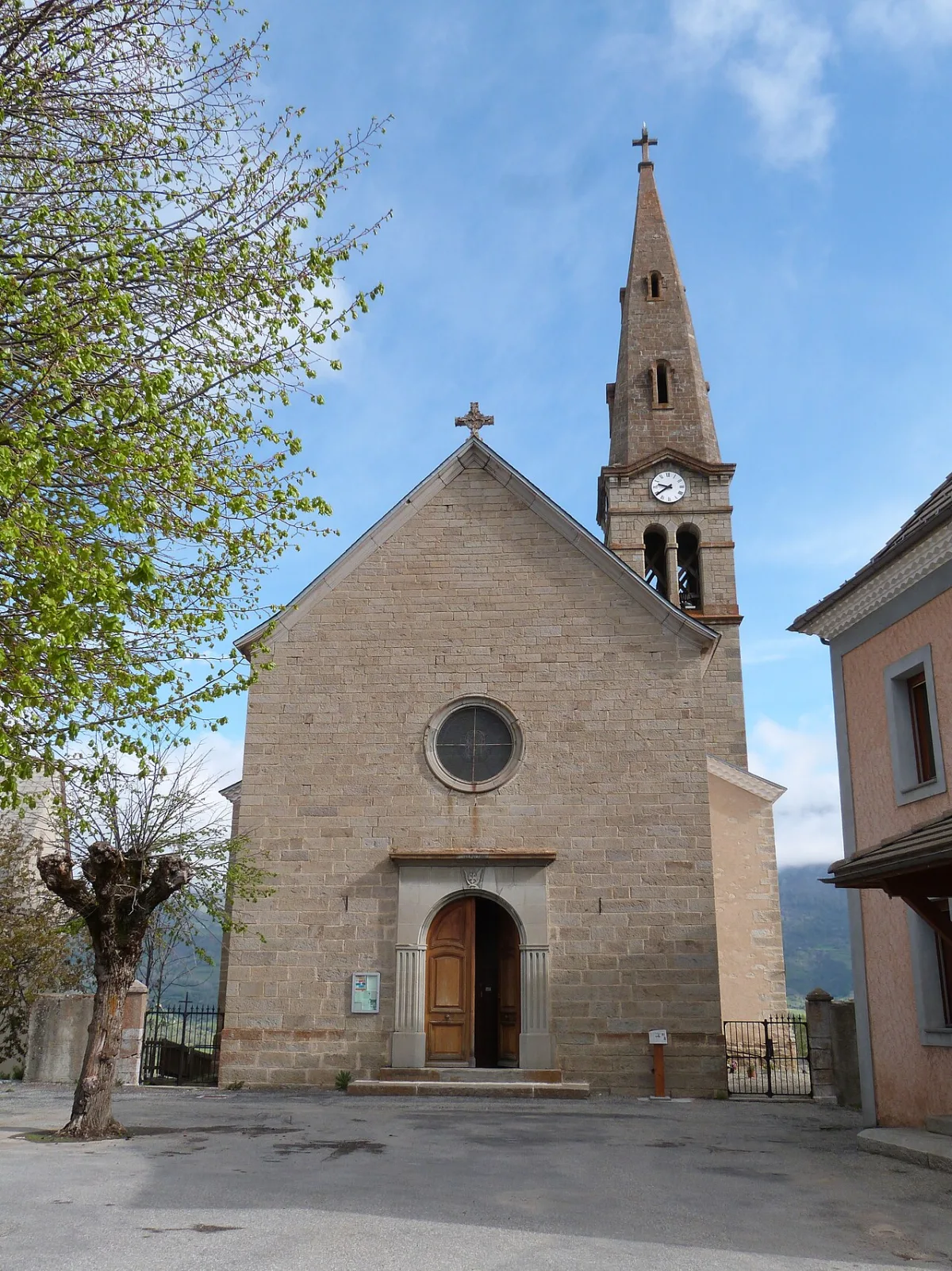 Église Saint-Léger, Saint Léger les Mélèzes