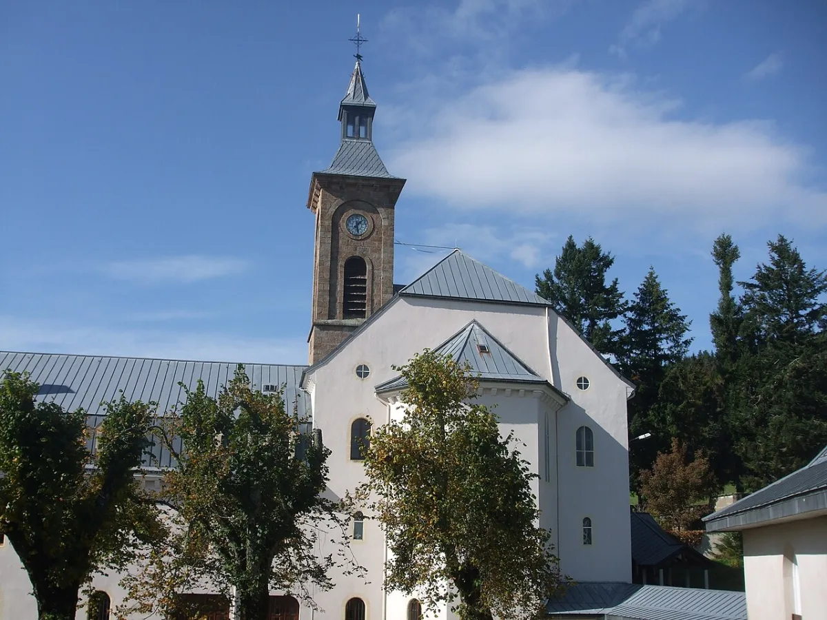 Abbaye Notre Dame des Neiges (cisterciennes), Saint Laurent Les Bains