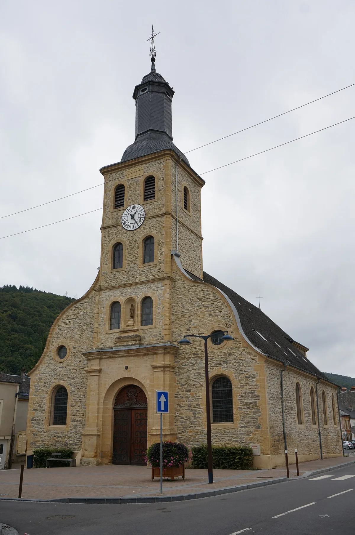 NOUZONVILLE (Eglise SAINTE MARGUERITE), Nouzonville