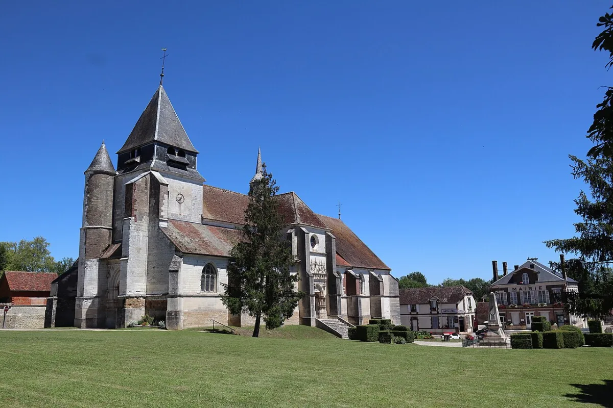 Saint Loup de Sens, Auxon