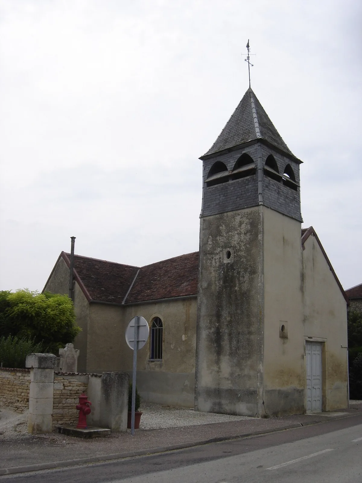 Notre Dame de la Nativité, Montmartin Le Haut