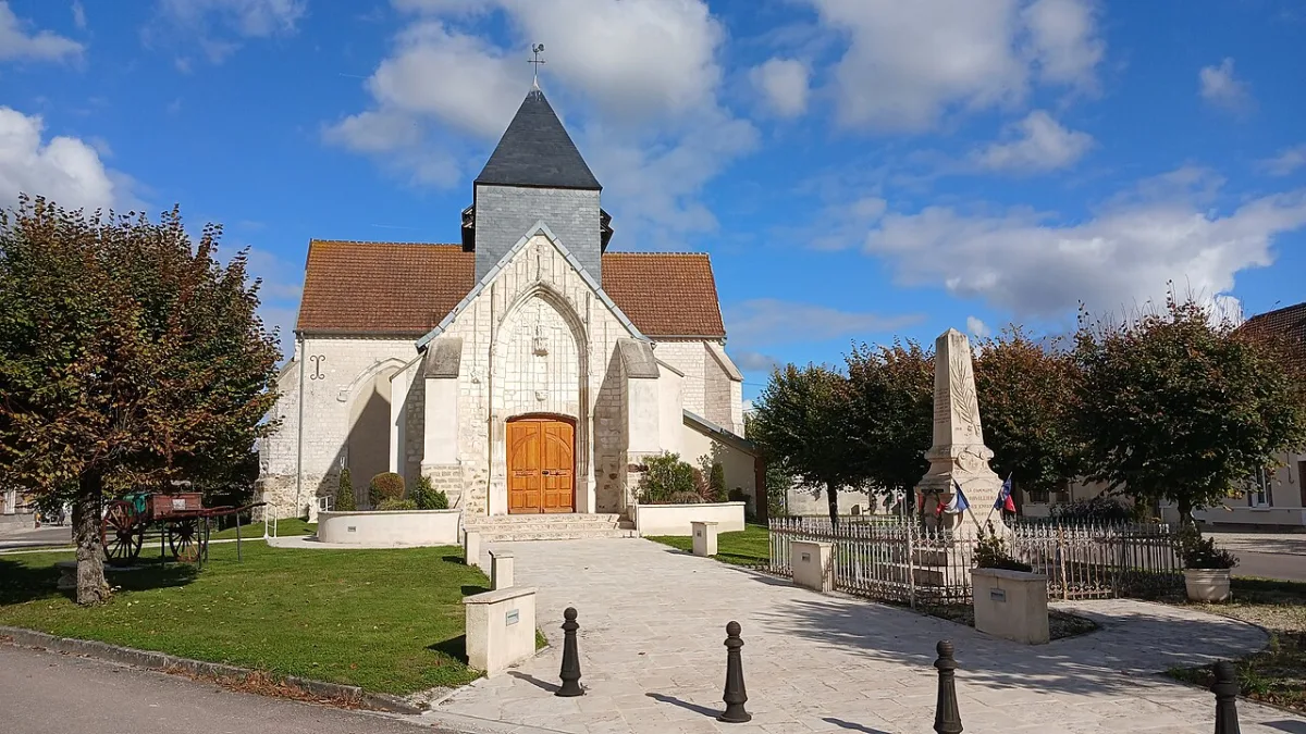Saint Julien l'Hospitalier, Orvilliers Saint Julien