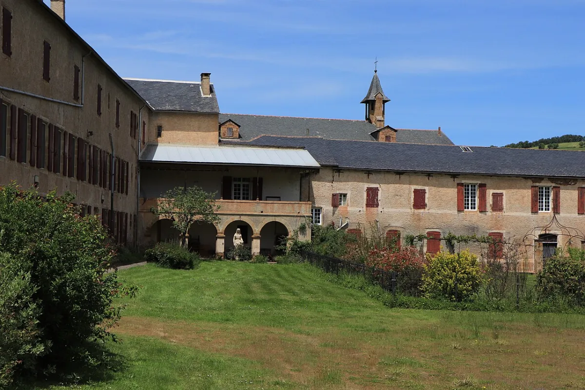 Monastère Notre Dame d'Orient (bénédictines), Laval Orient