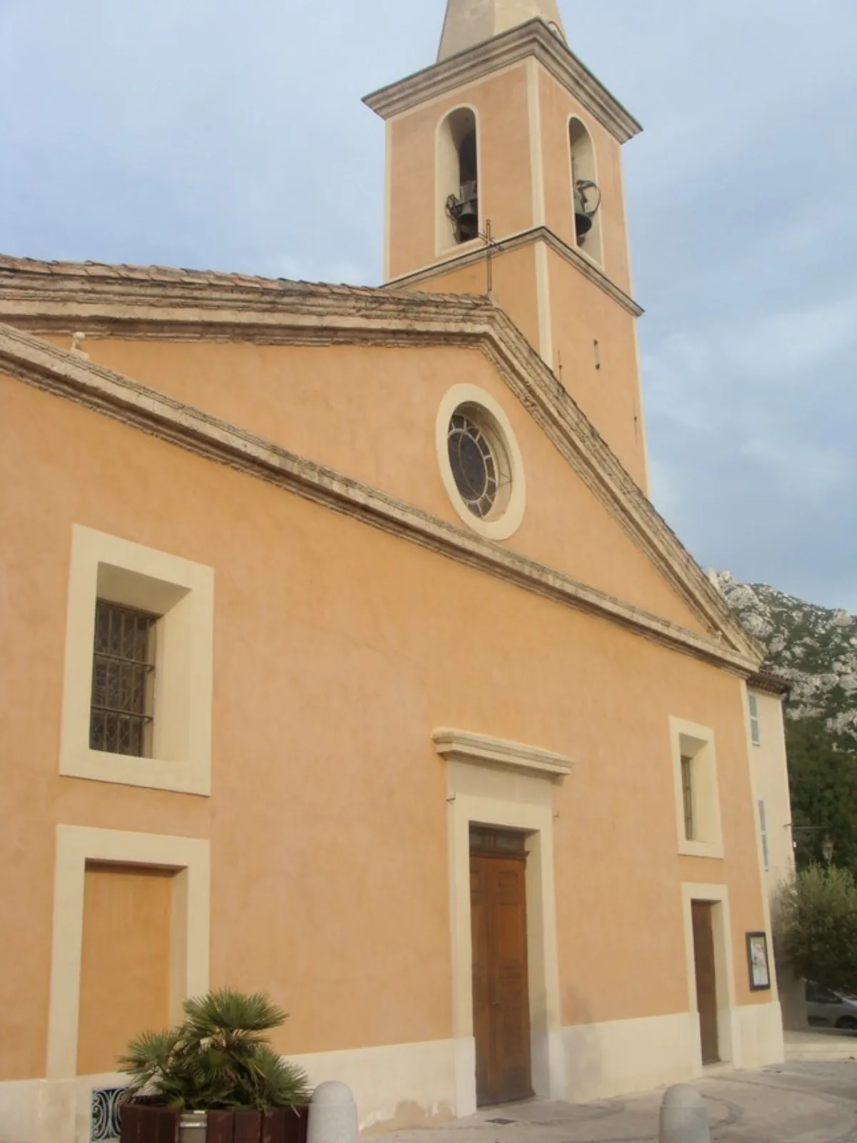 Église Gémenos (Saint-Martin), Gemenos