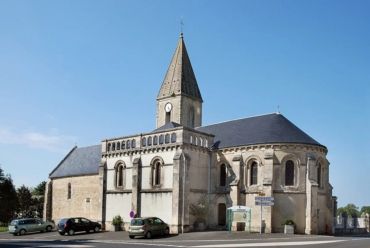 Saint Pierre (COLOMBIERES), Colombieres
