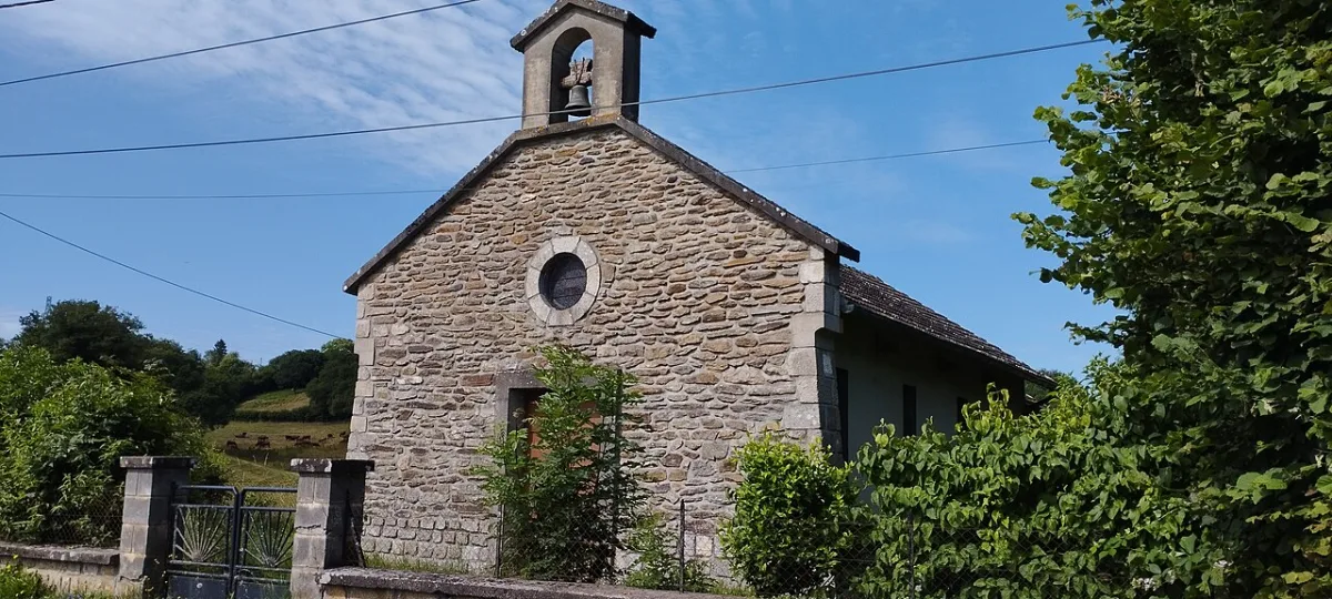 Église Saint-Mary, Roannes Saint-Mary