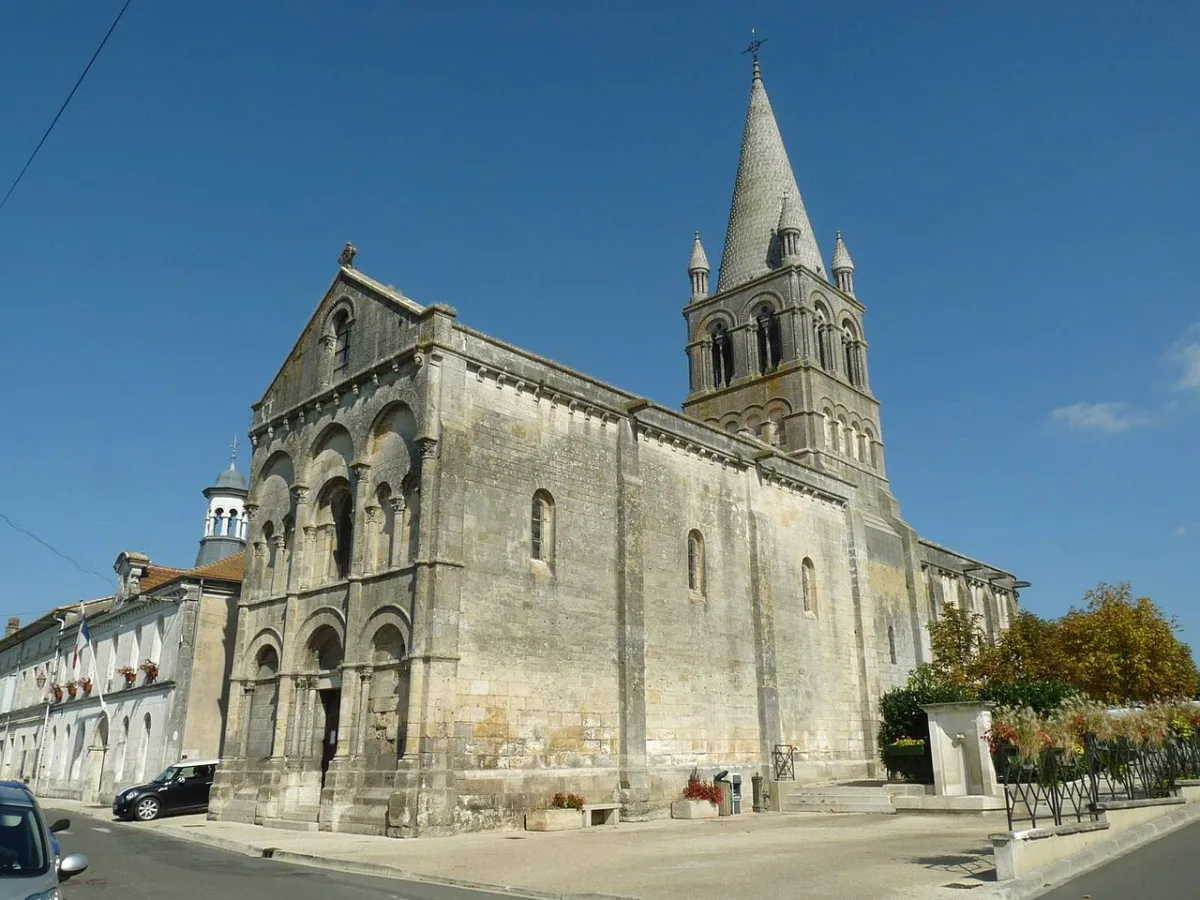 Roullet : Saint Cybard, Roullet Saint Estephe