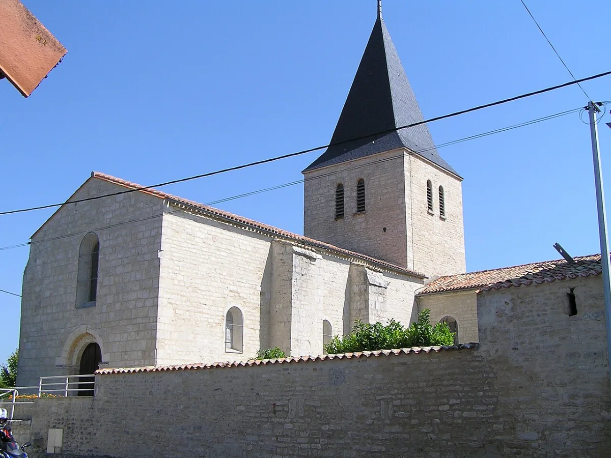 Saint-Genis-d'Hiersac : Saint-Genis, Saint-Genis-D'Hiersac