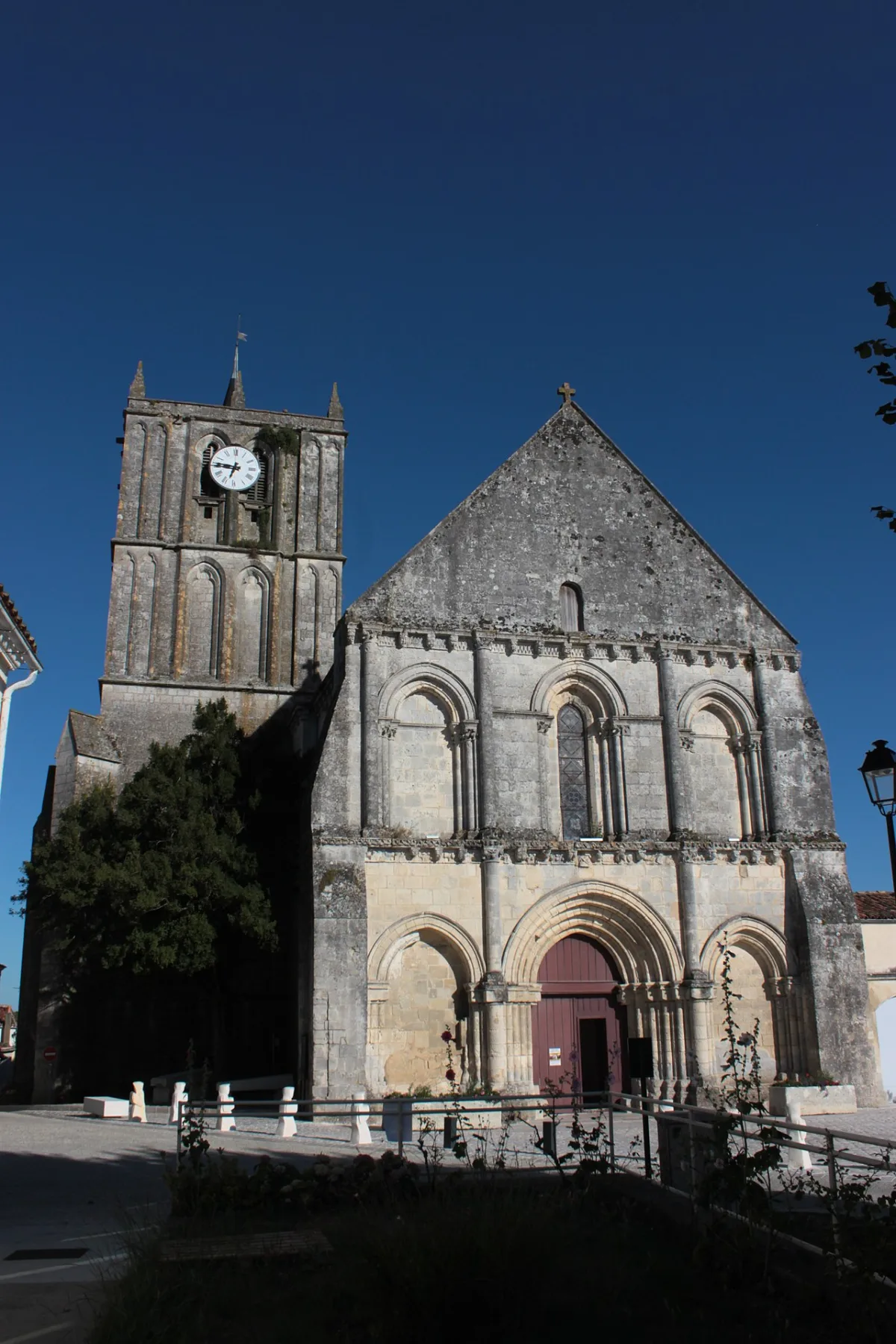 Saint Savinien, Saint Savinien