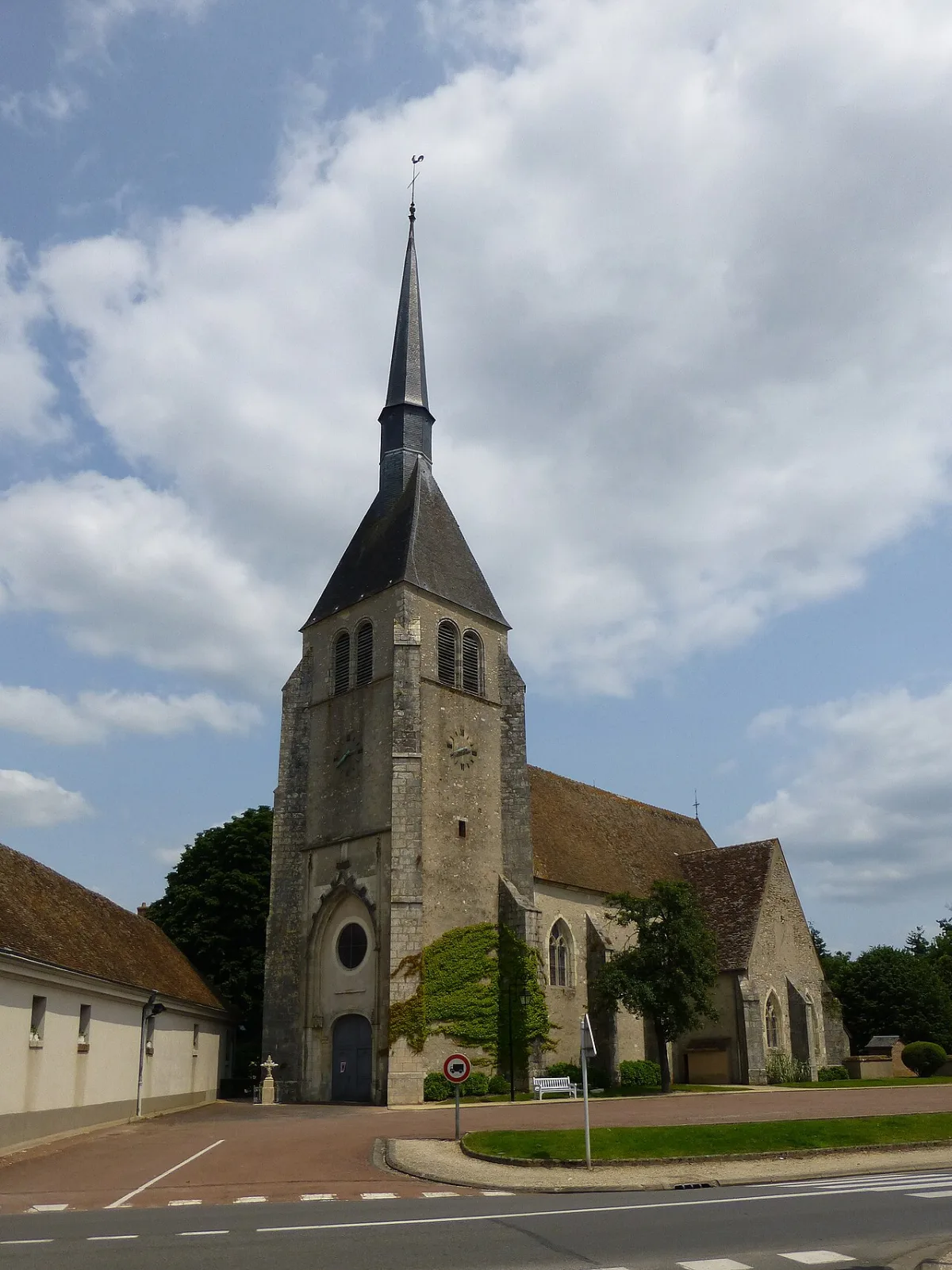 Eglise Saint André, Argent Sur Sauldre