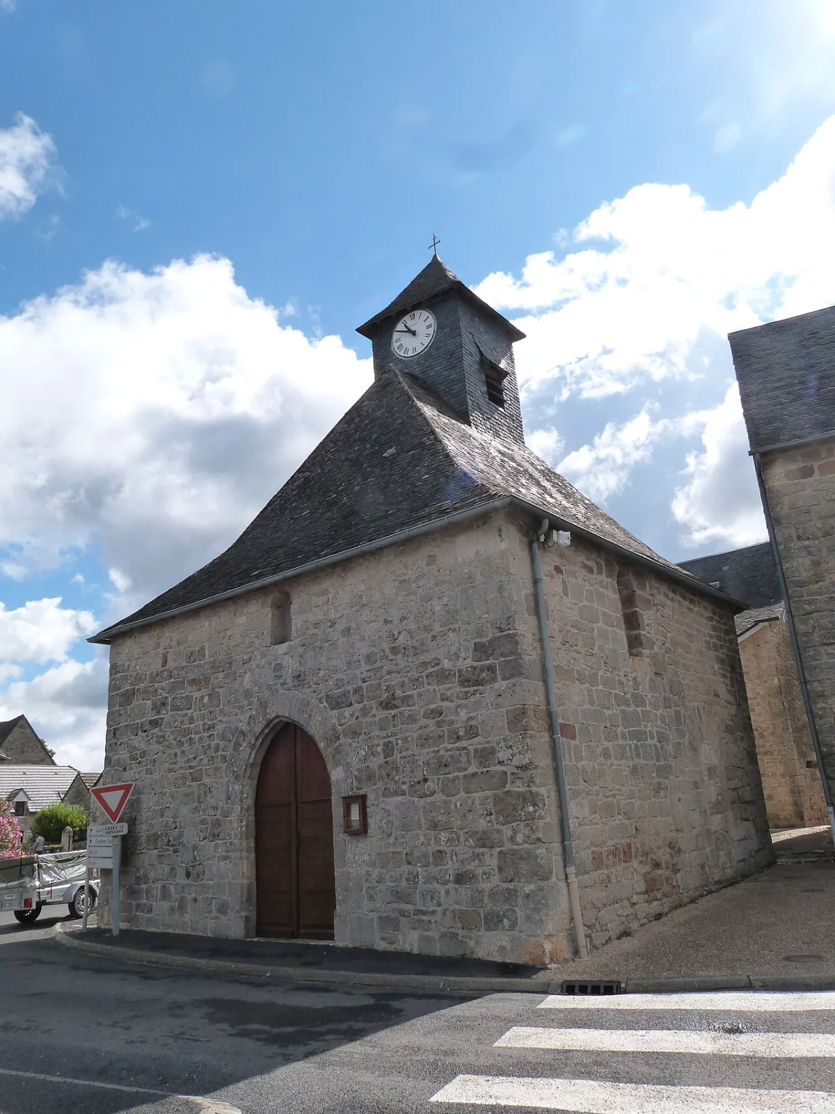Église Saint-Gilles (Jugeals-Nazareth), Jugeals-Nazareth