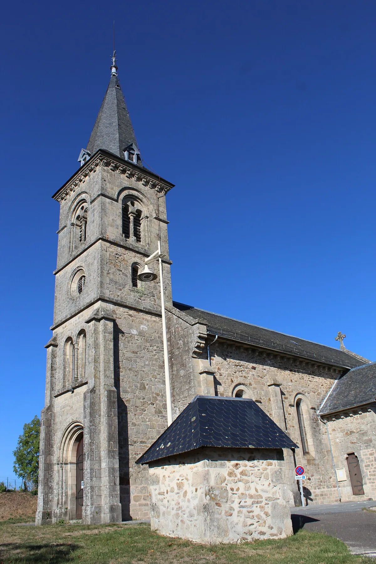Église Saint-Bonnet (Saint-Bonnet-Elvert), Saint-Bonnet-Elvert