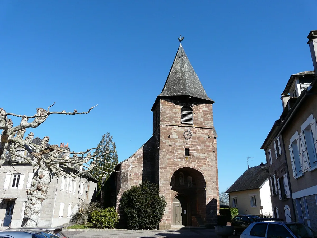 Église Saint-Julien (Varetz), Varetz