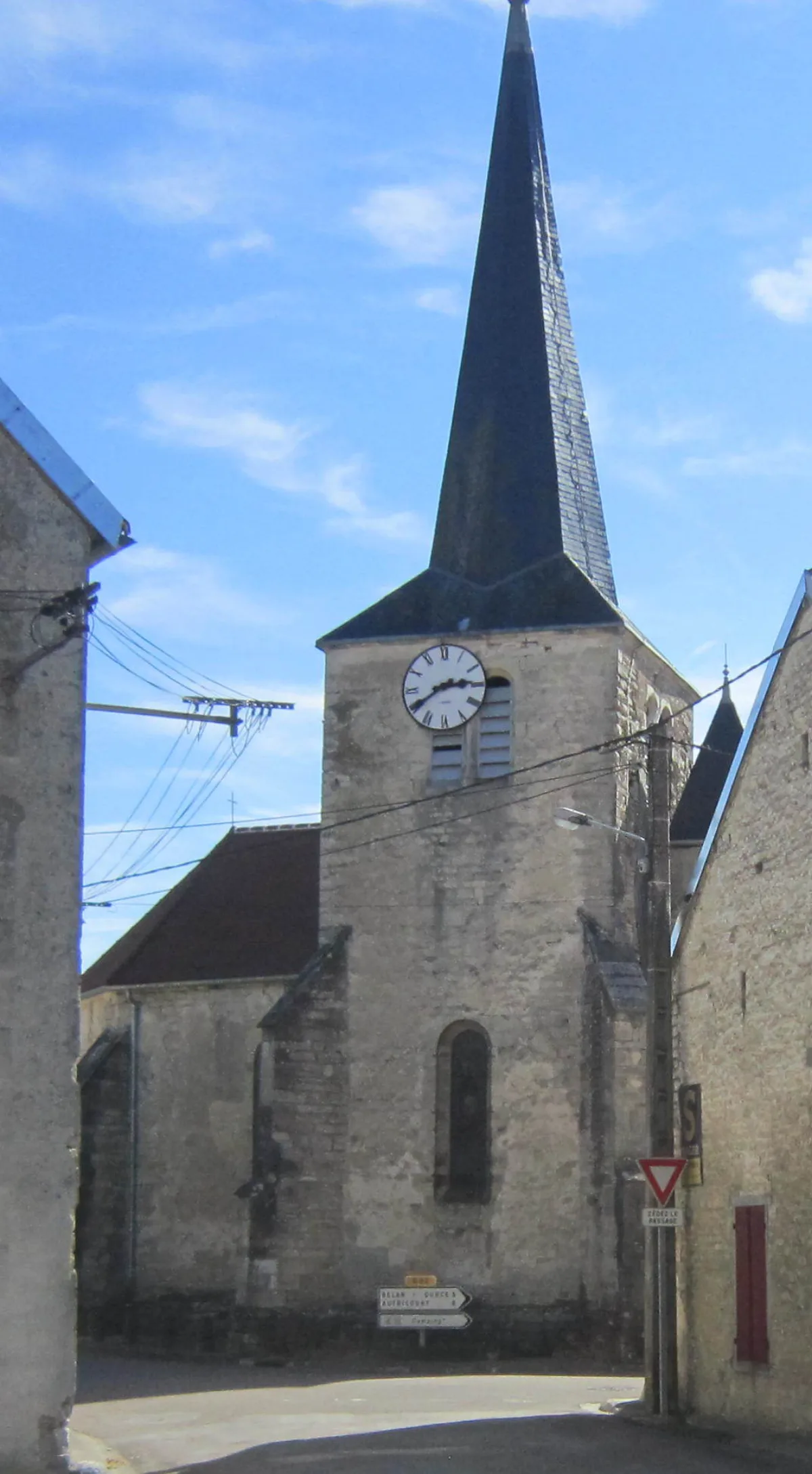 Saint Bernard, Riel Les Eaux