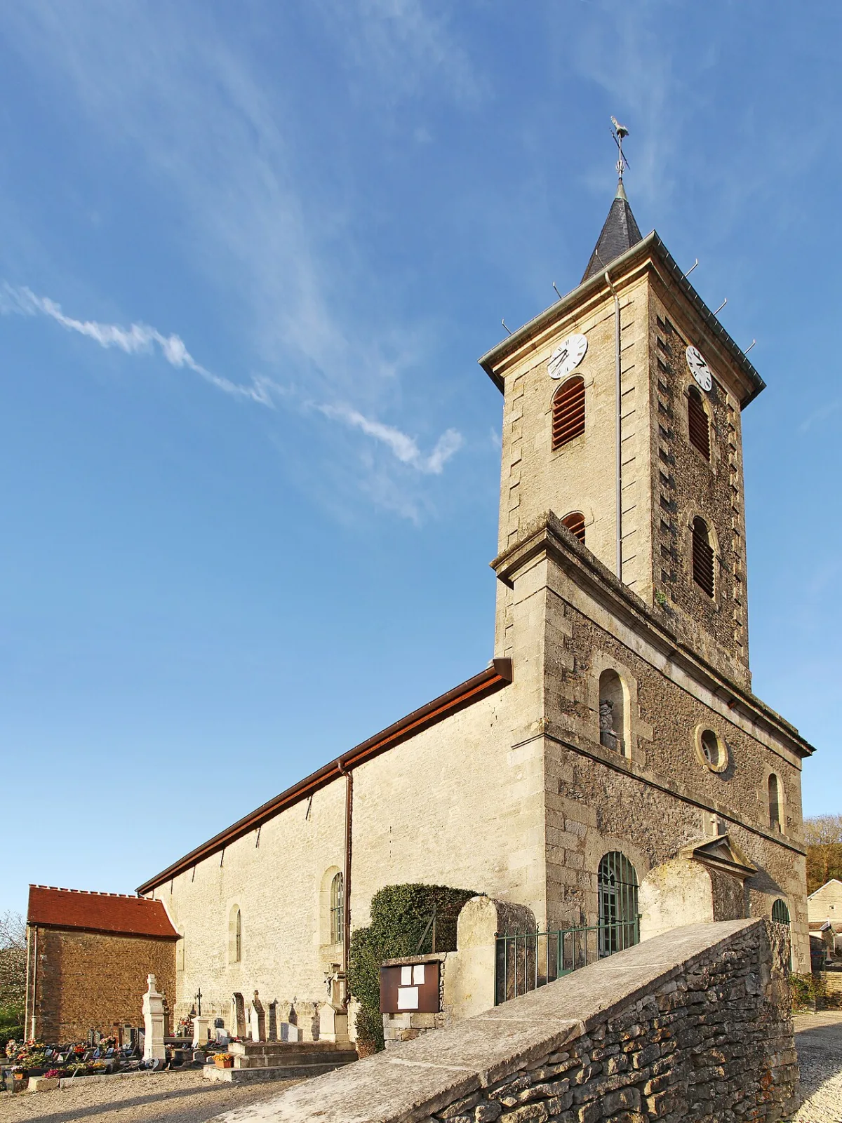 Saint Pierre, Vaux Saules