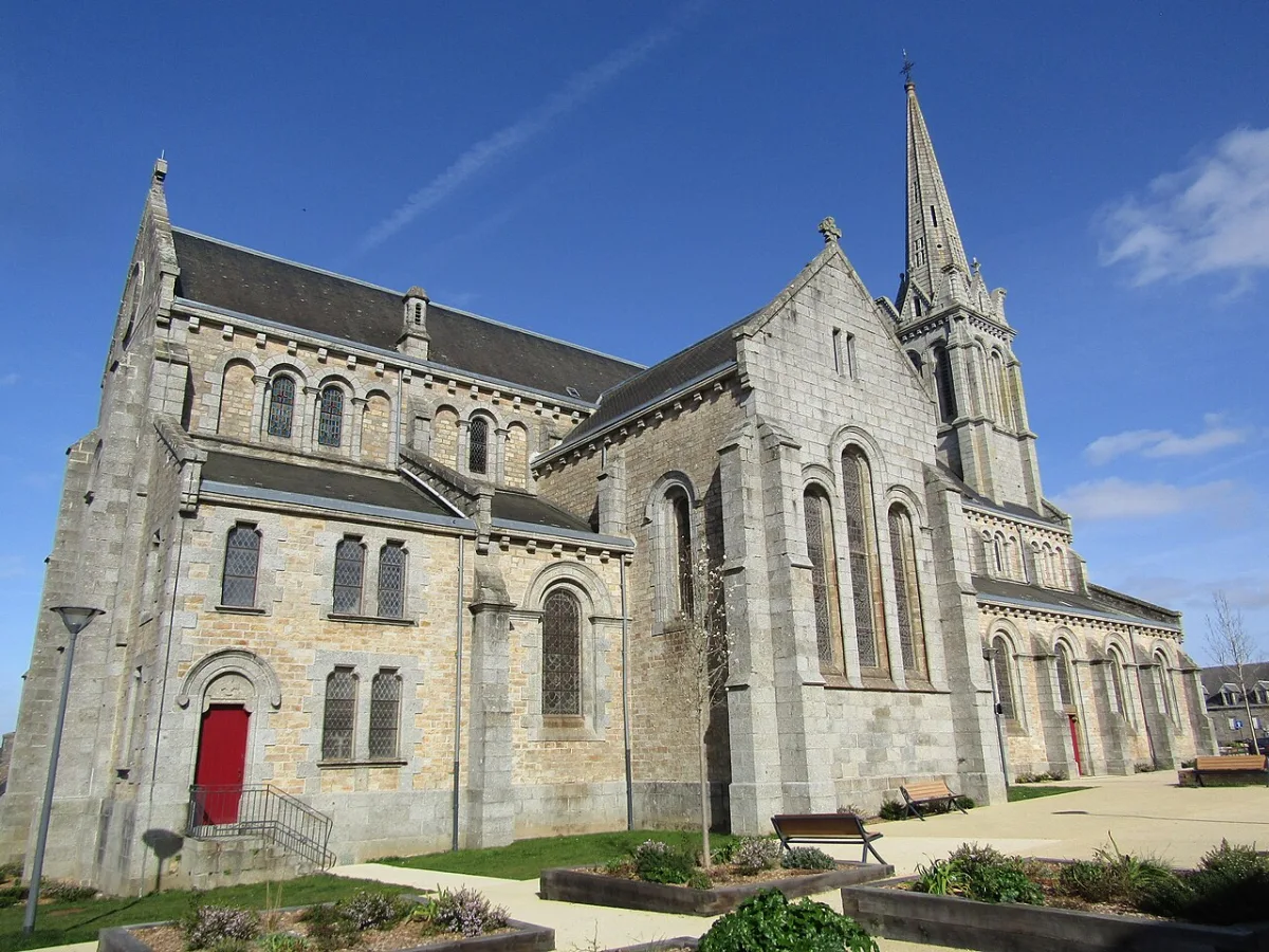 Le Saint Nom de Marie, Begard
