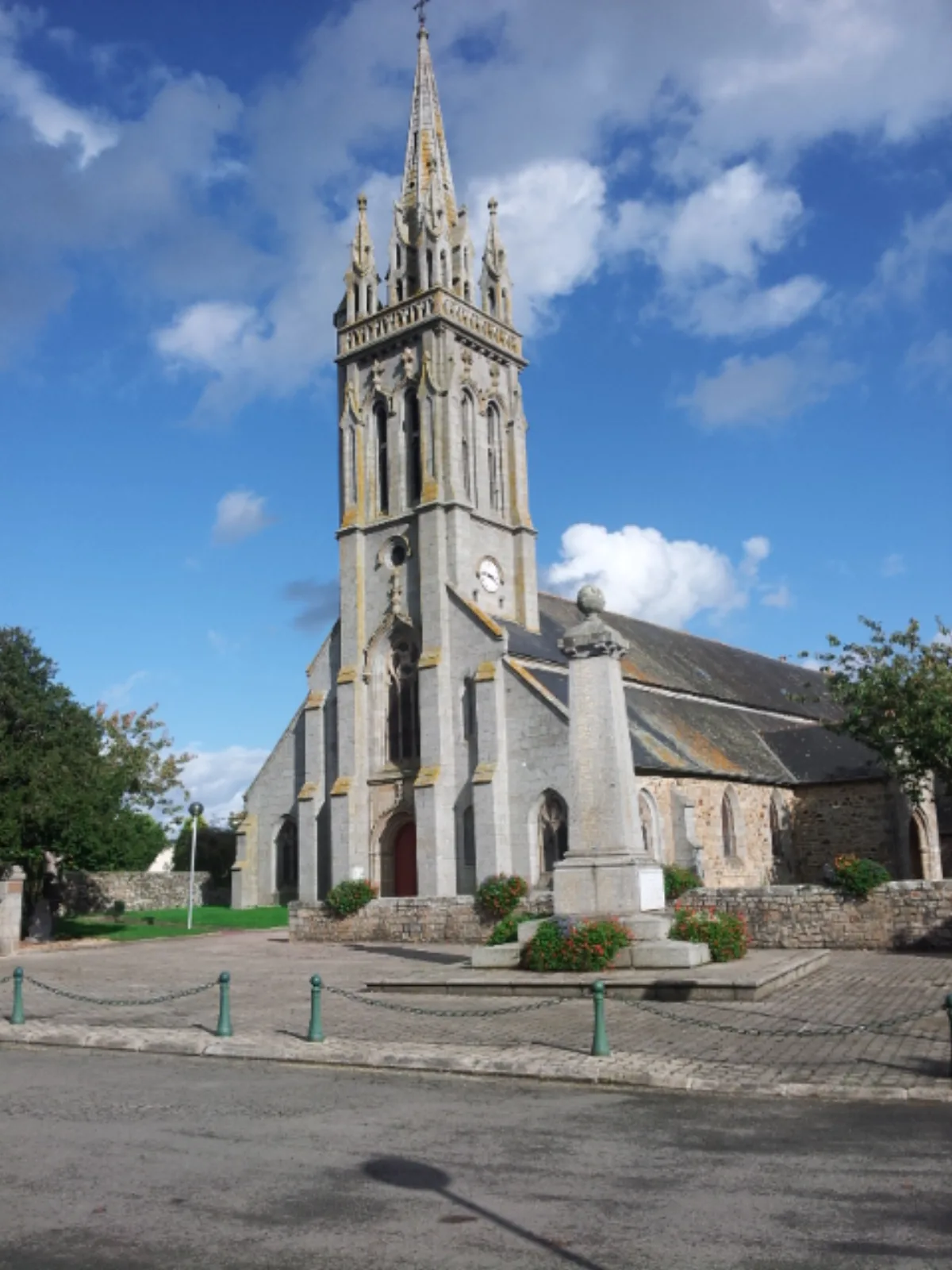 Saint Pierre, Pedernec