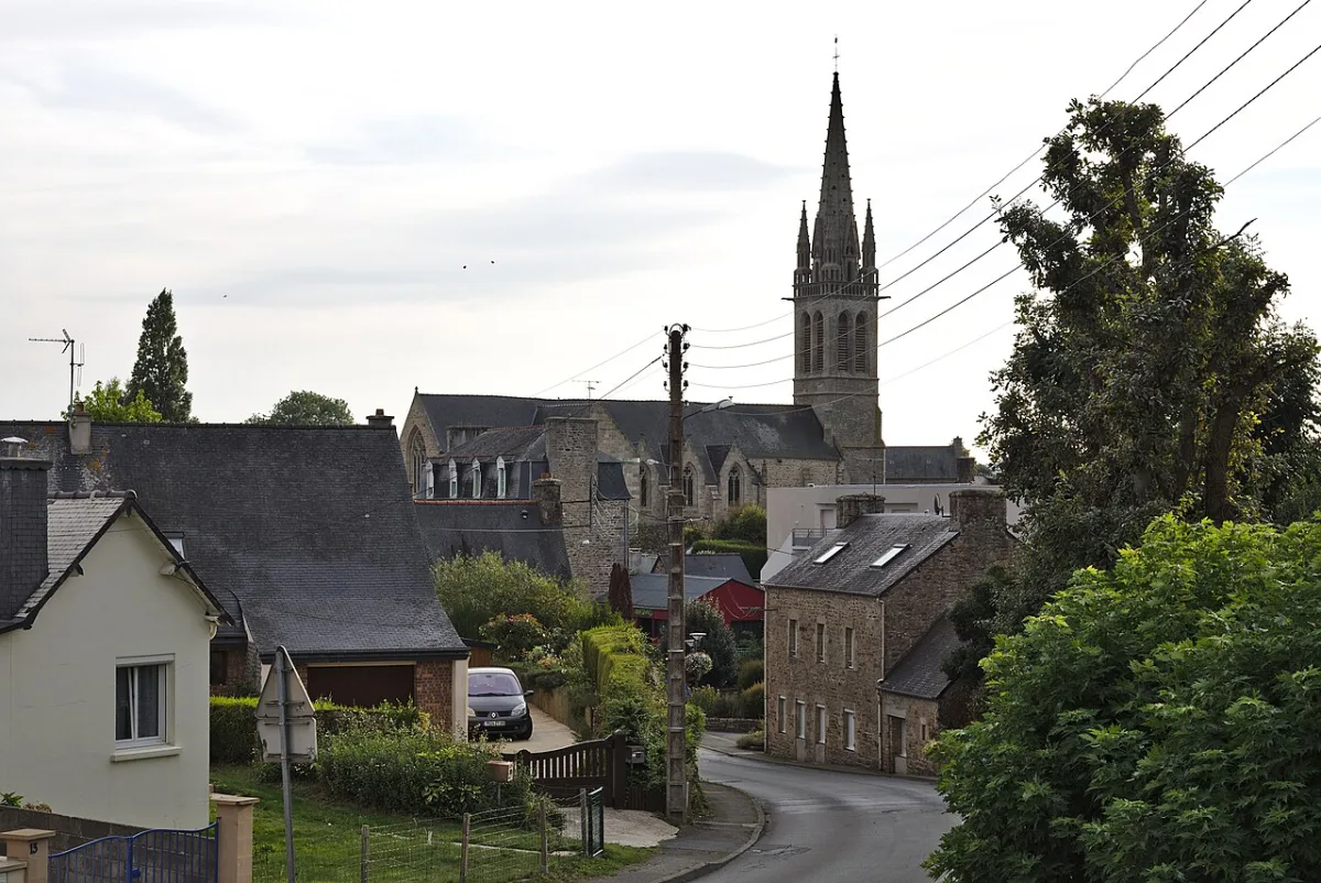 Église Saint Pierre (Plouisy), Plouisy