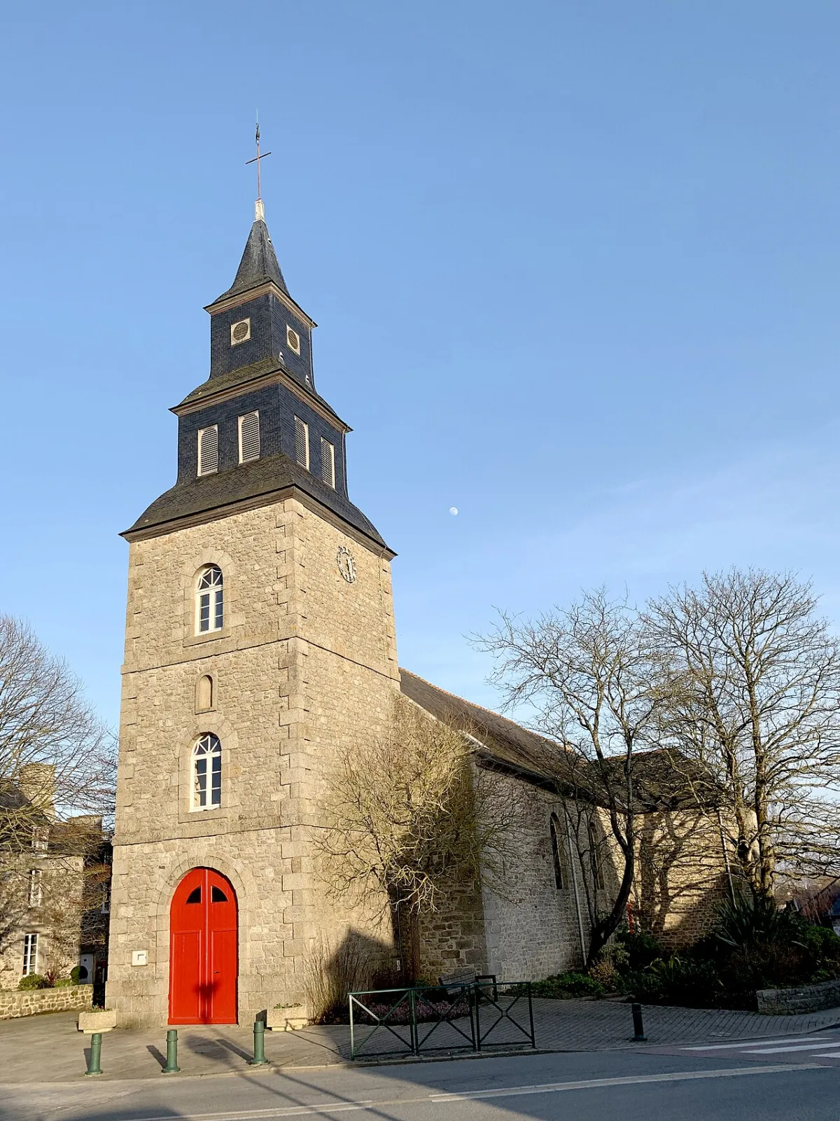Saint Laurent, Quevert