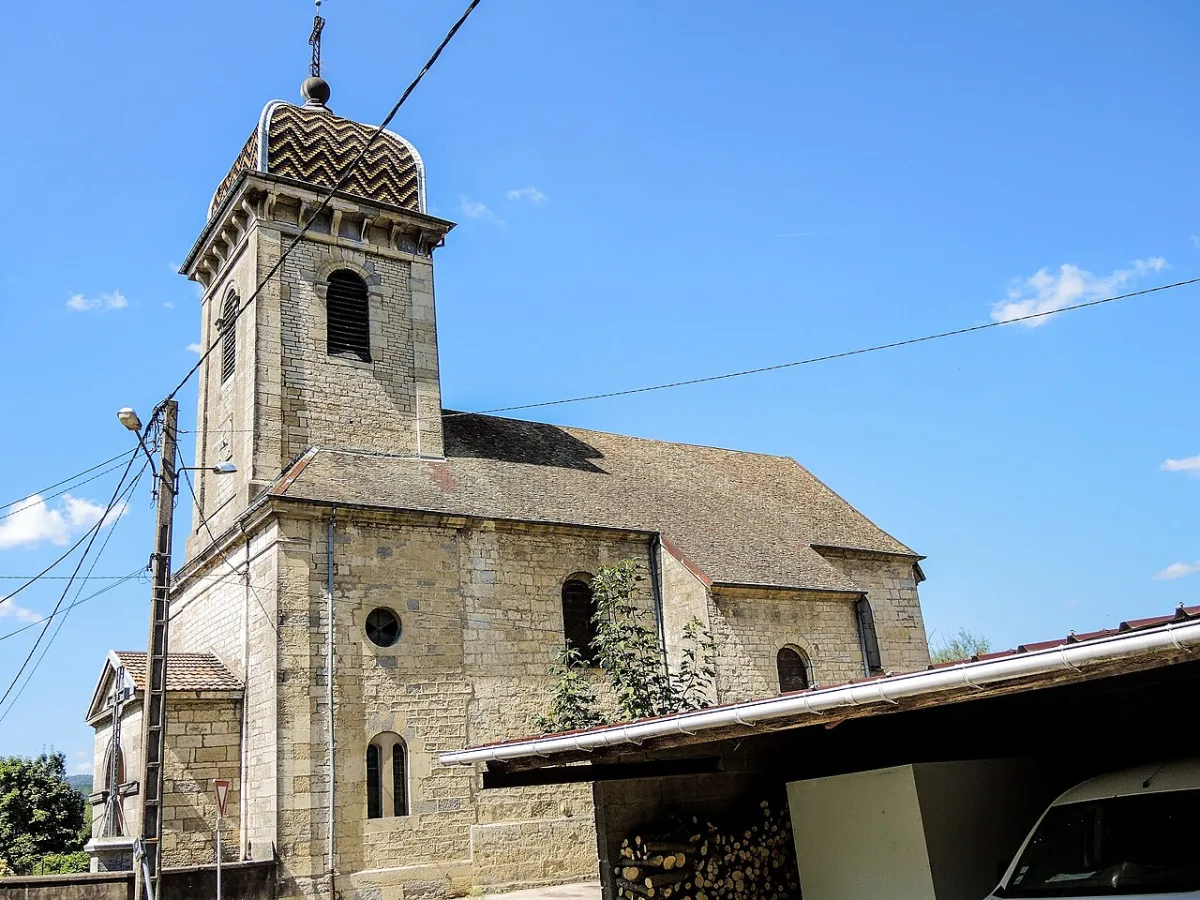 Église de la Nativité de Notre-Dame, Chaleze