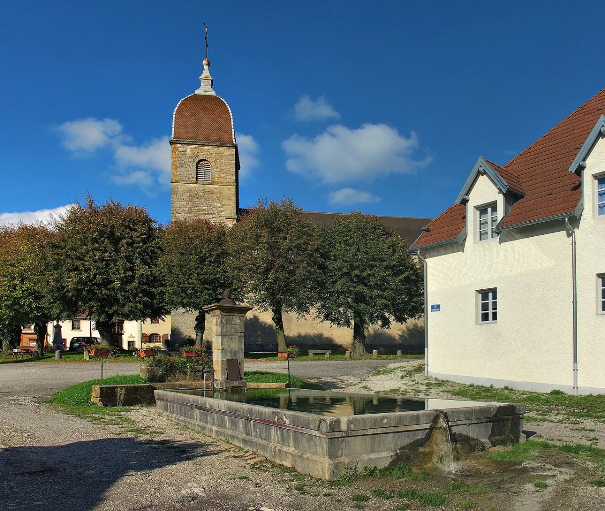 Église Saints Pierre et Paul, Cuse Et Adrisans