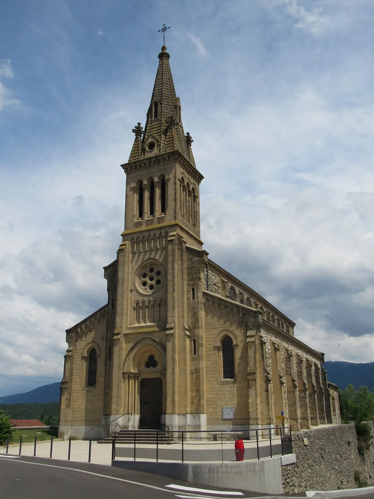 Eglise de Marches (église Saint Barthélémy), Marches
